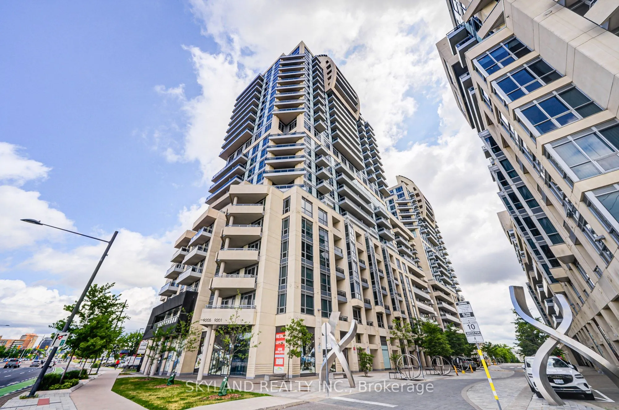 9201 Yonge Street, #NW 406