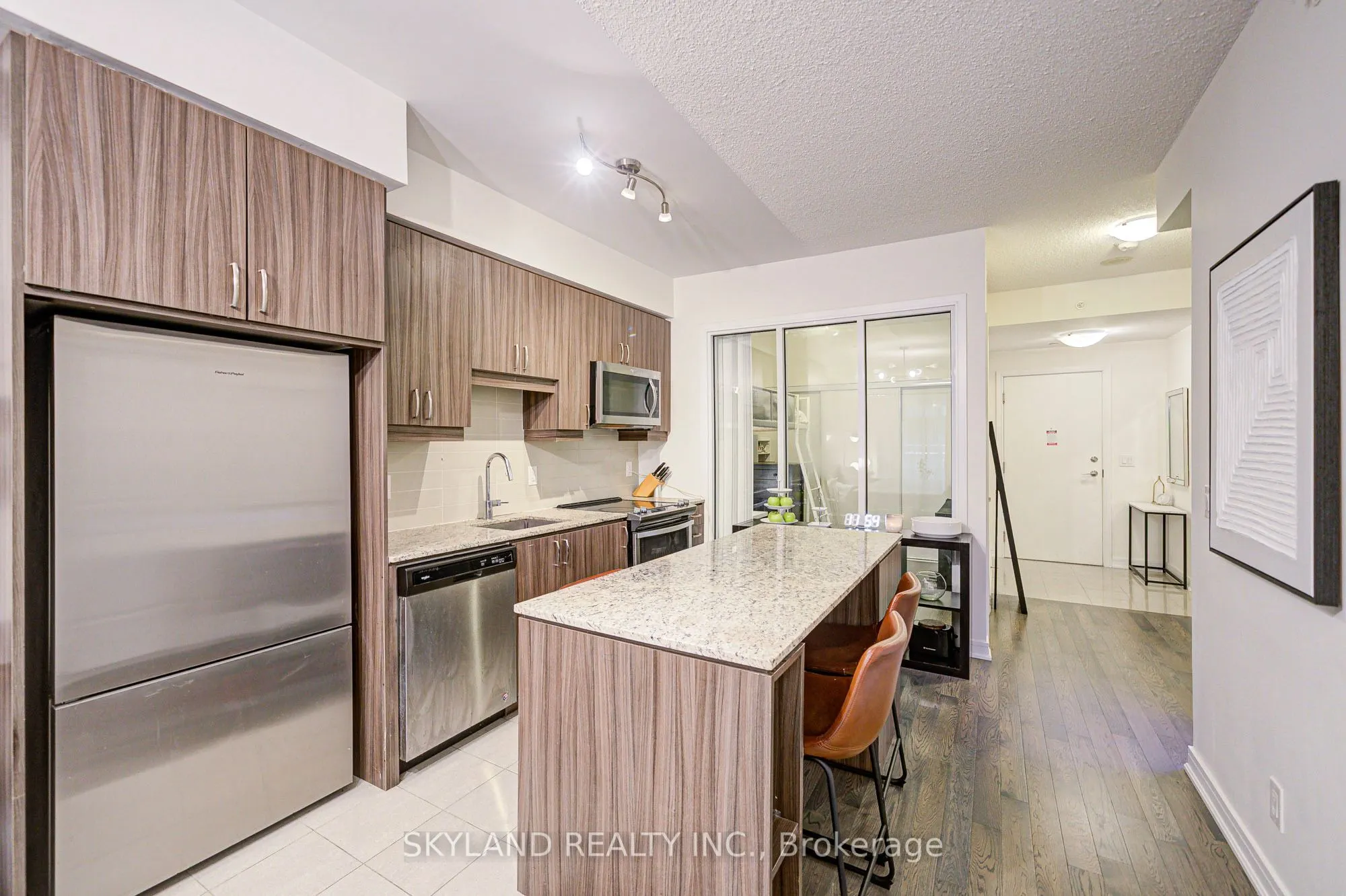 9201 Yonge Street, #NW 406