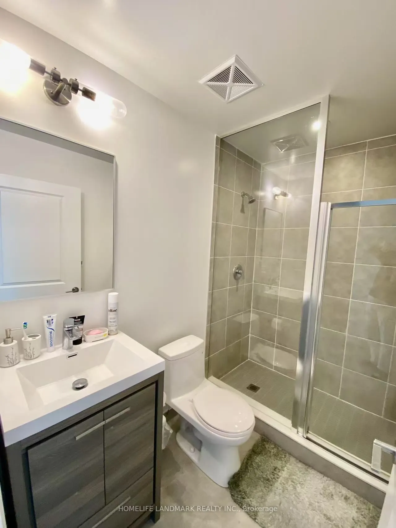 10 Rouge Valley Drive W, #1510 A