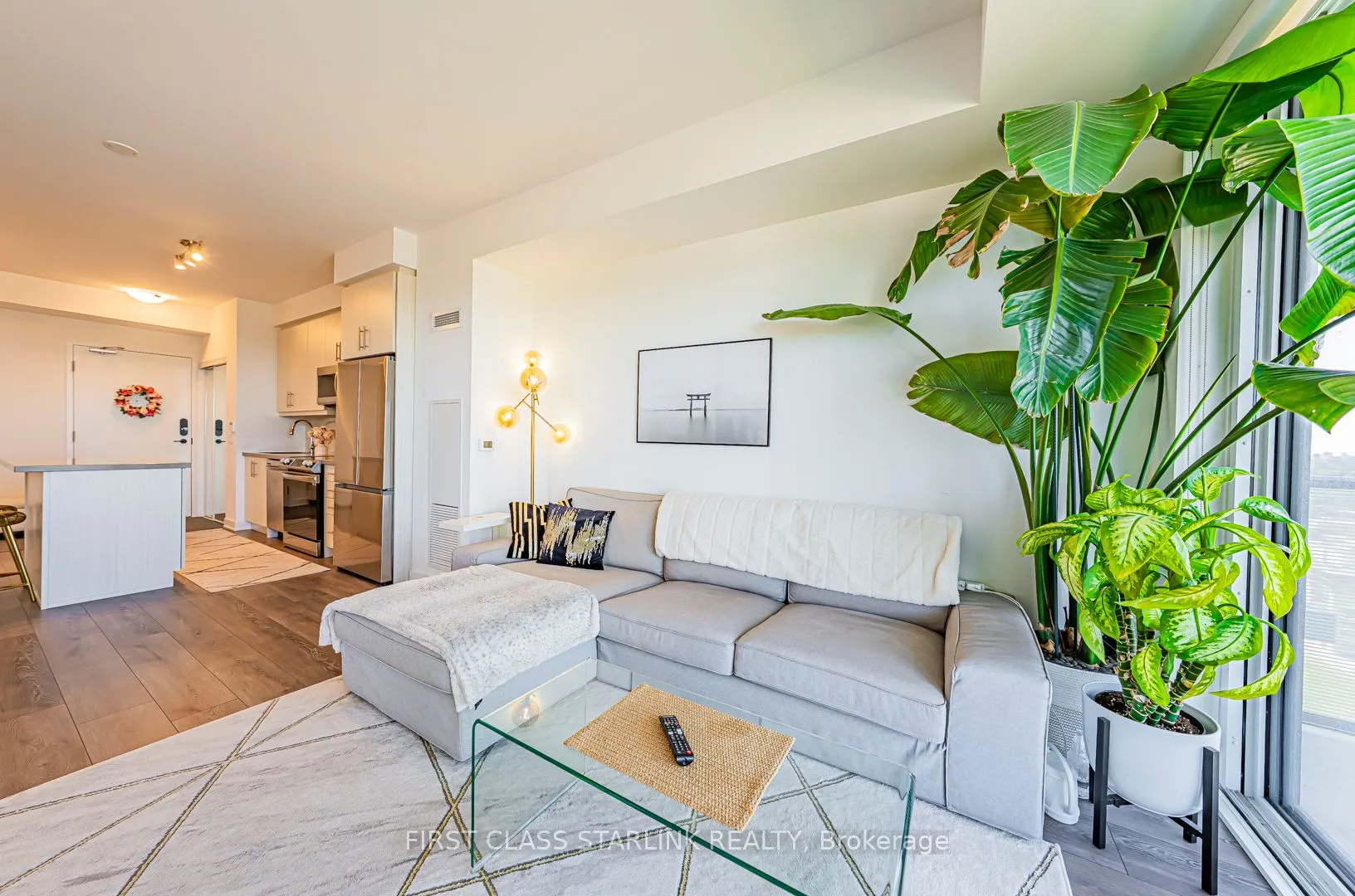 95 Oneida Crescent, #1603