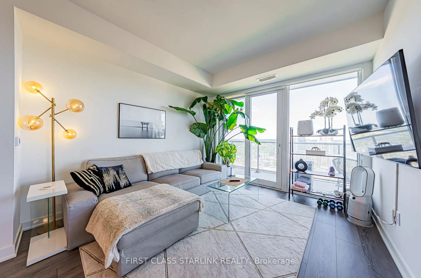 95 Oneida Crescent, #1603