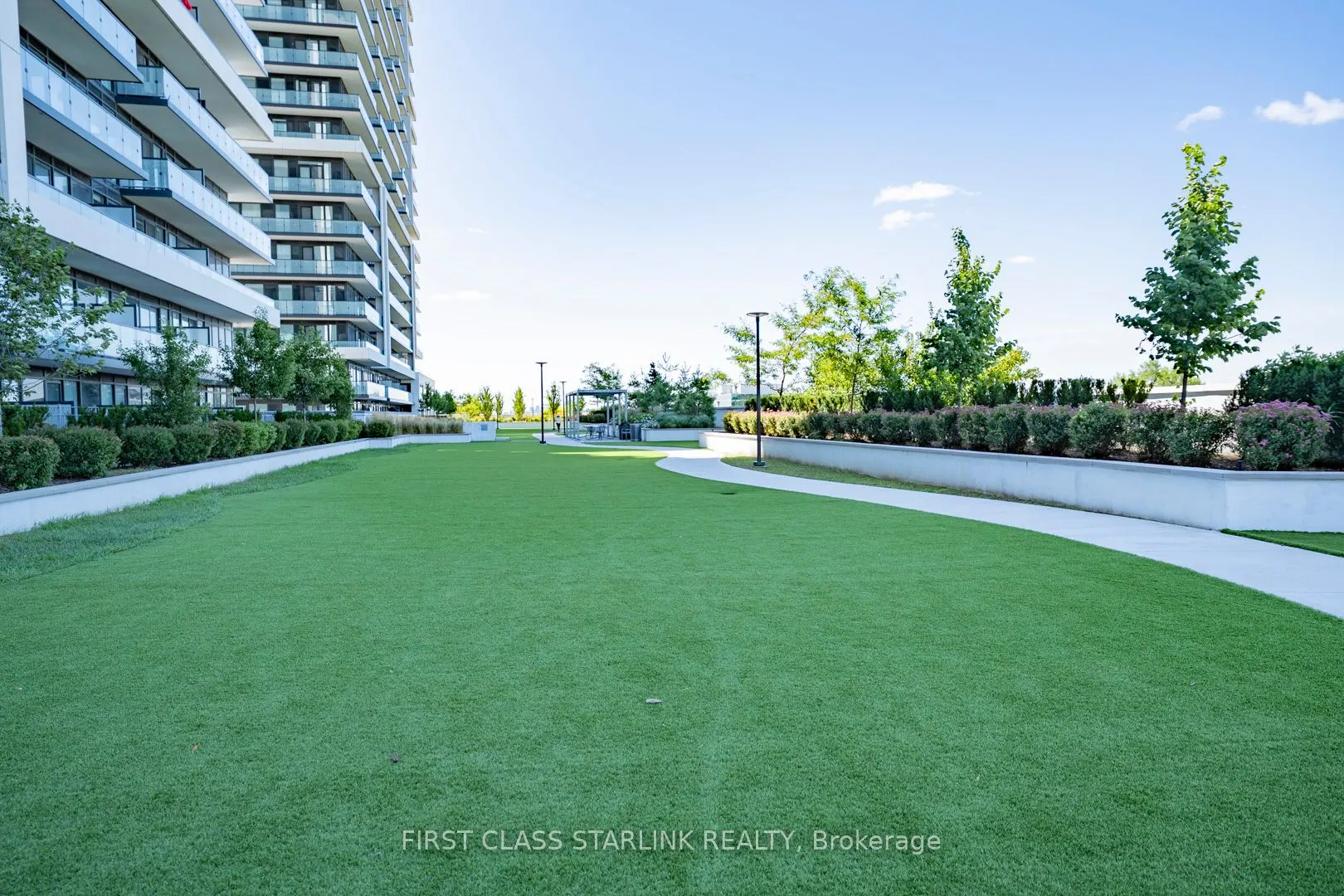 95 Oneida Crescent, #1603