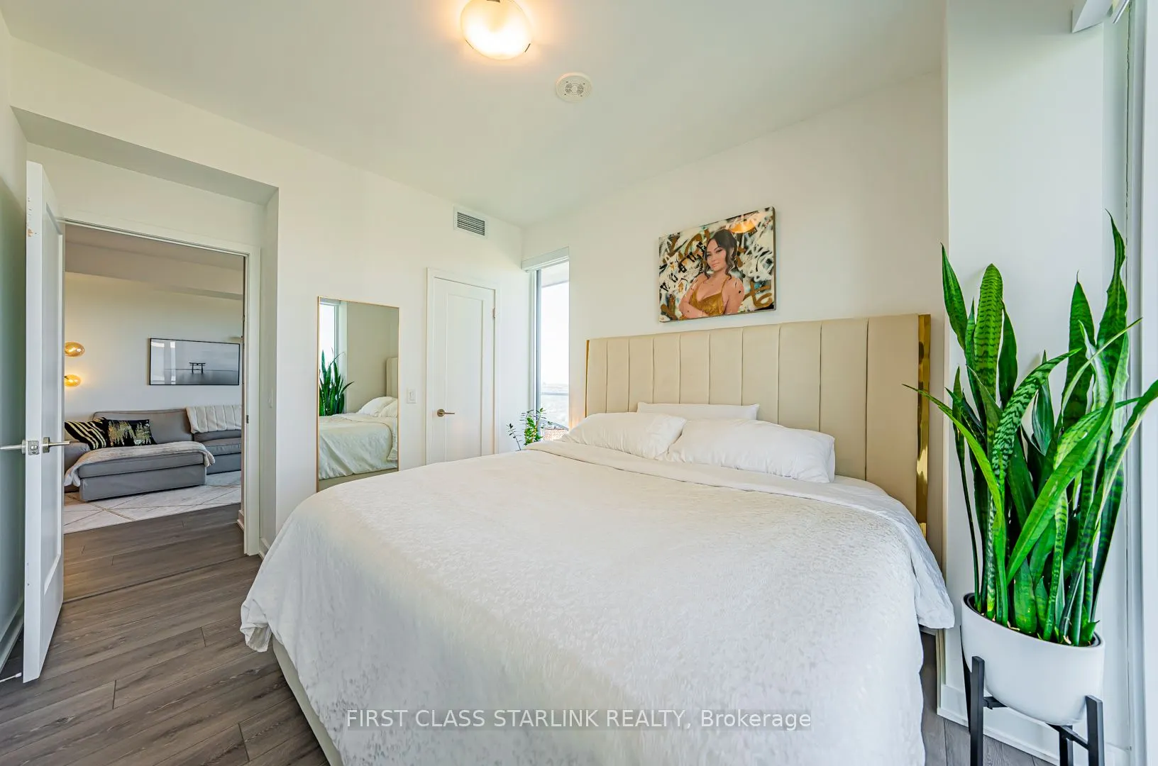 95 Oneida Crescent, #1603