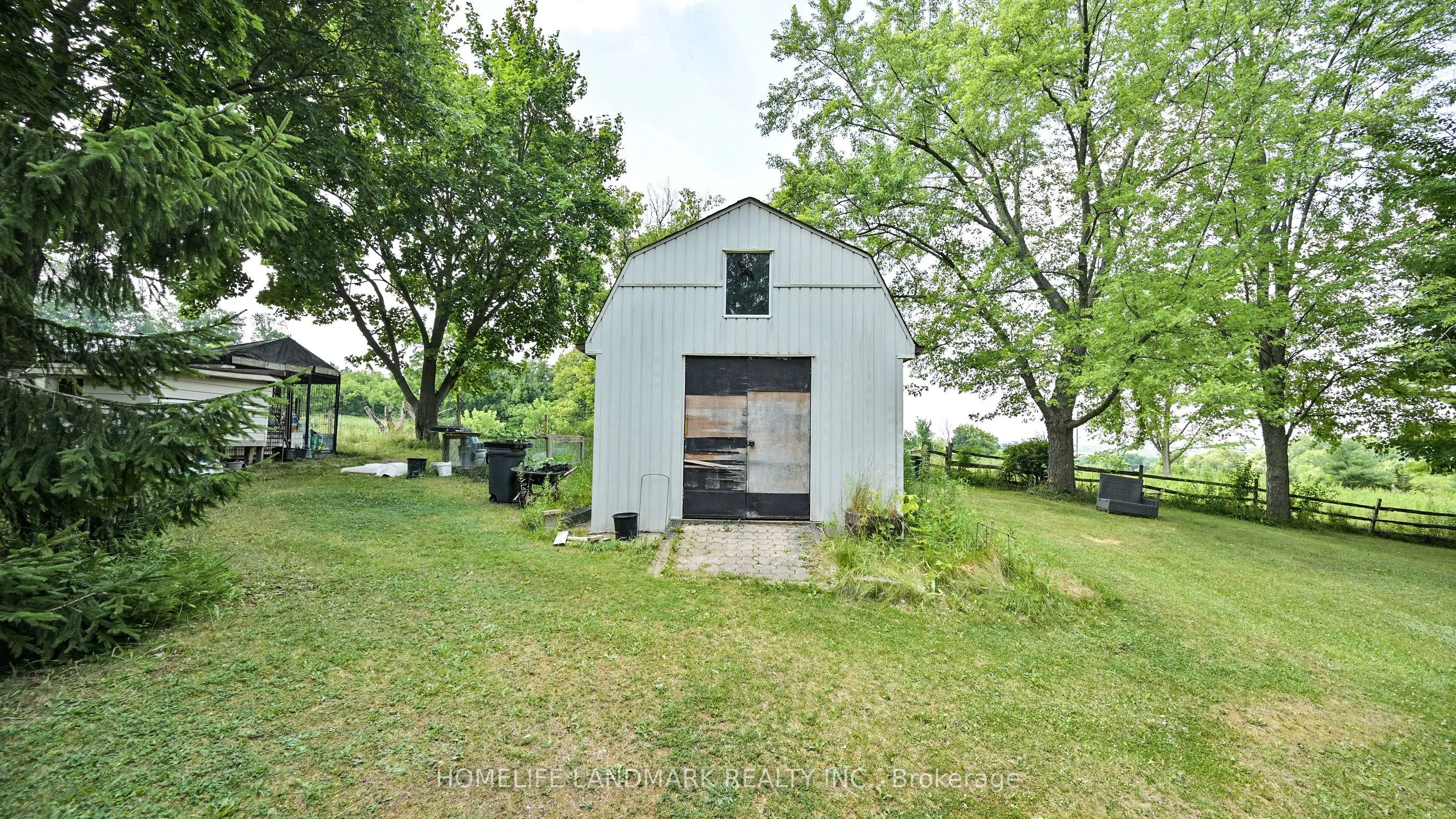 1093 Queensville Side Road
