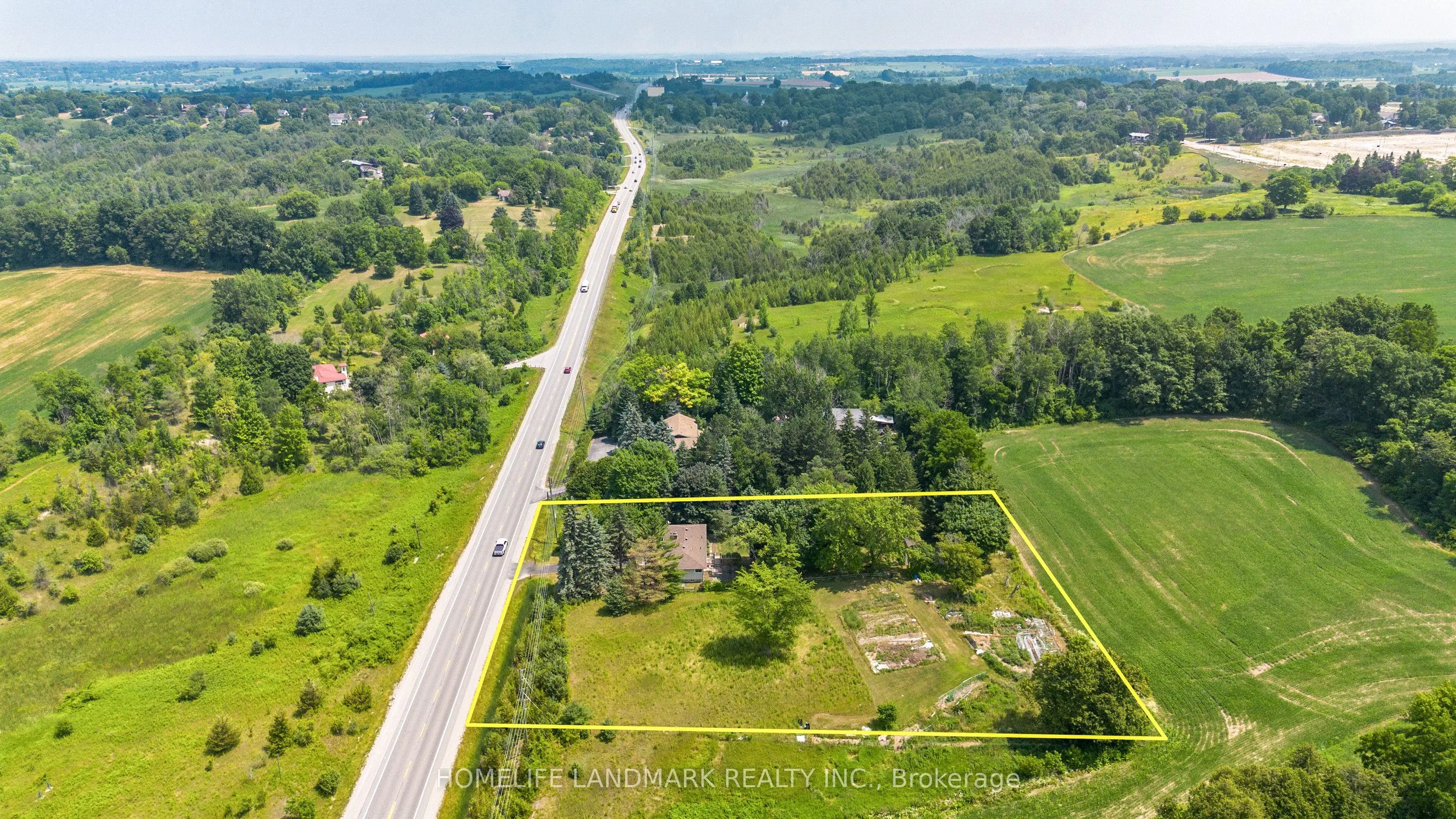 1093 Queensville Side Road