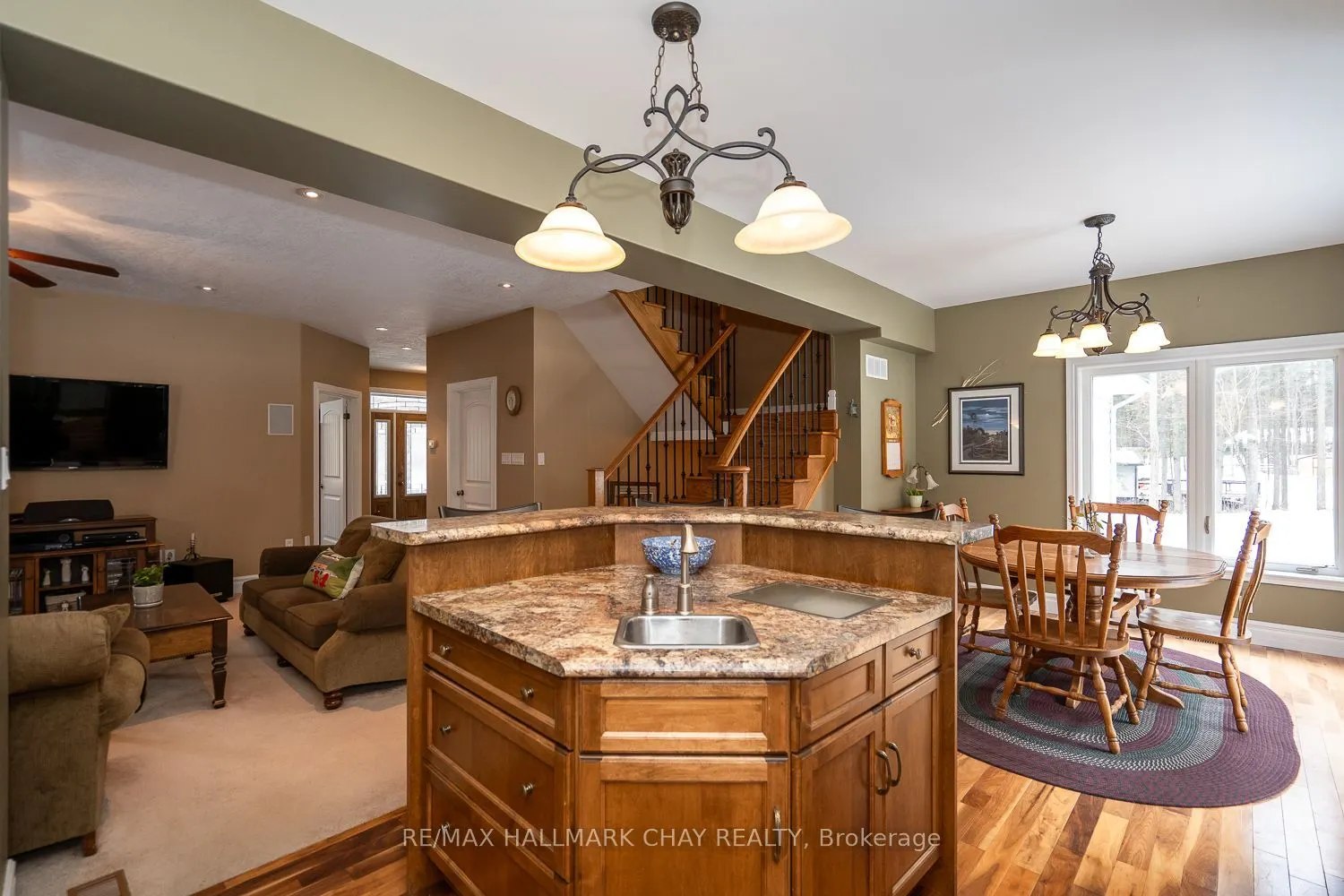 34 Woodland Heights Drive