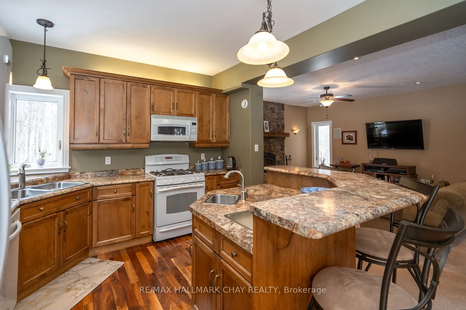34 Woodland Heights Drive
