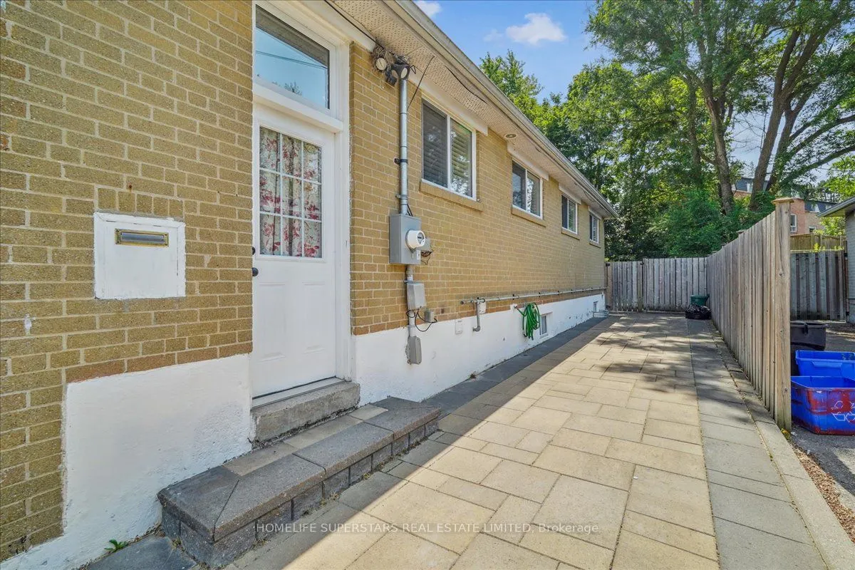 47 Davis Road