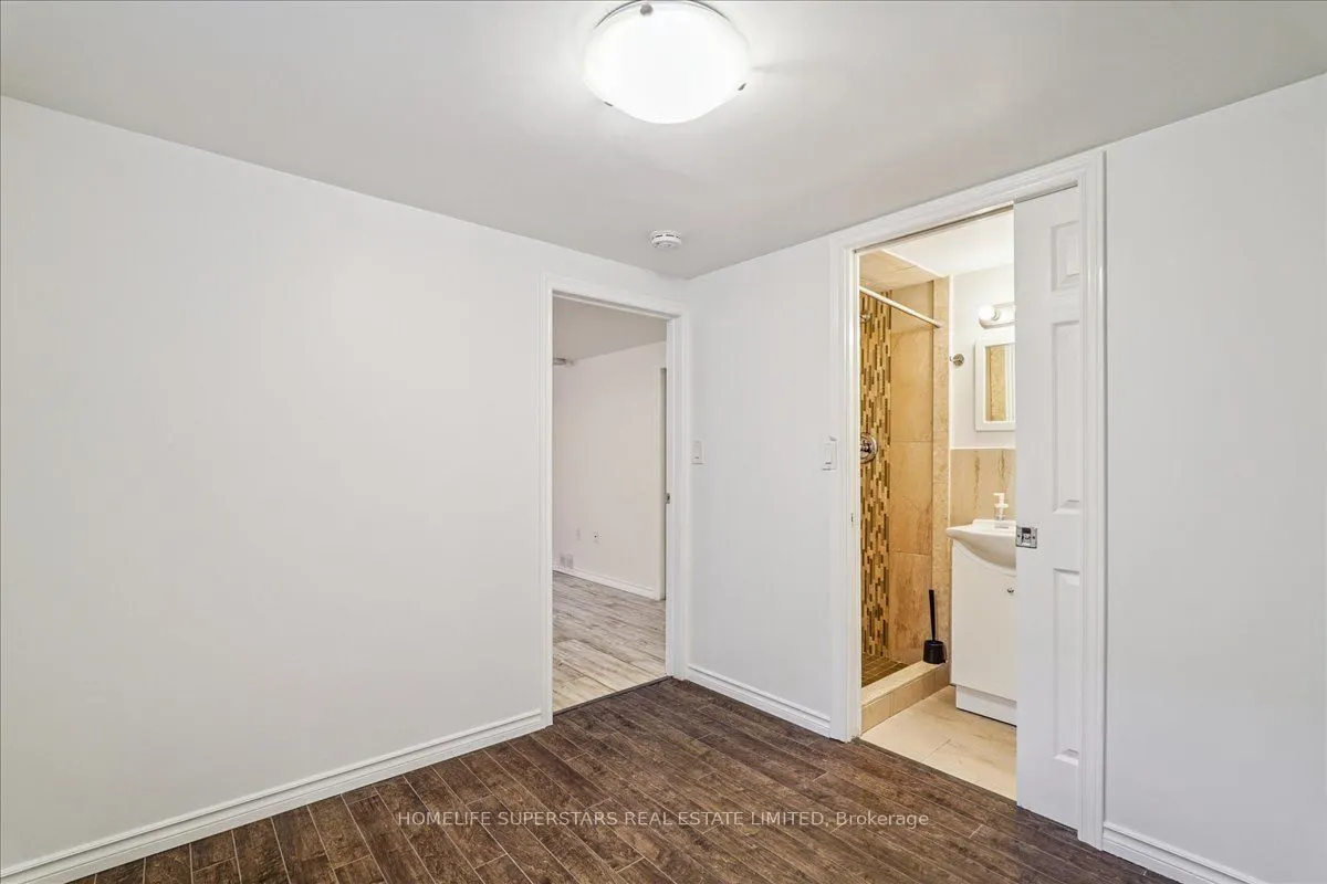 47 Davis Road