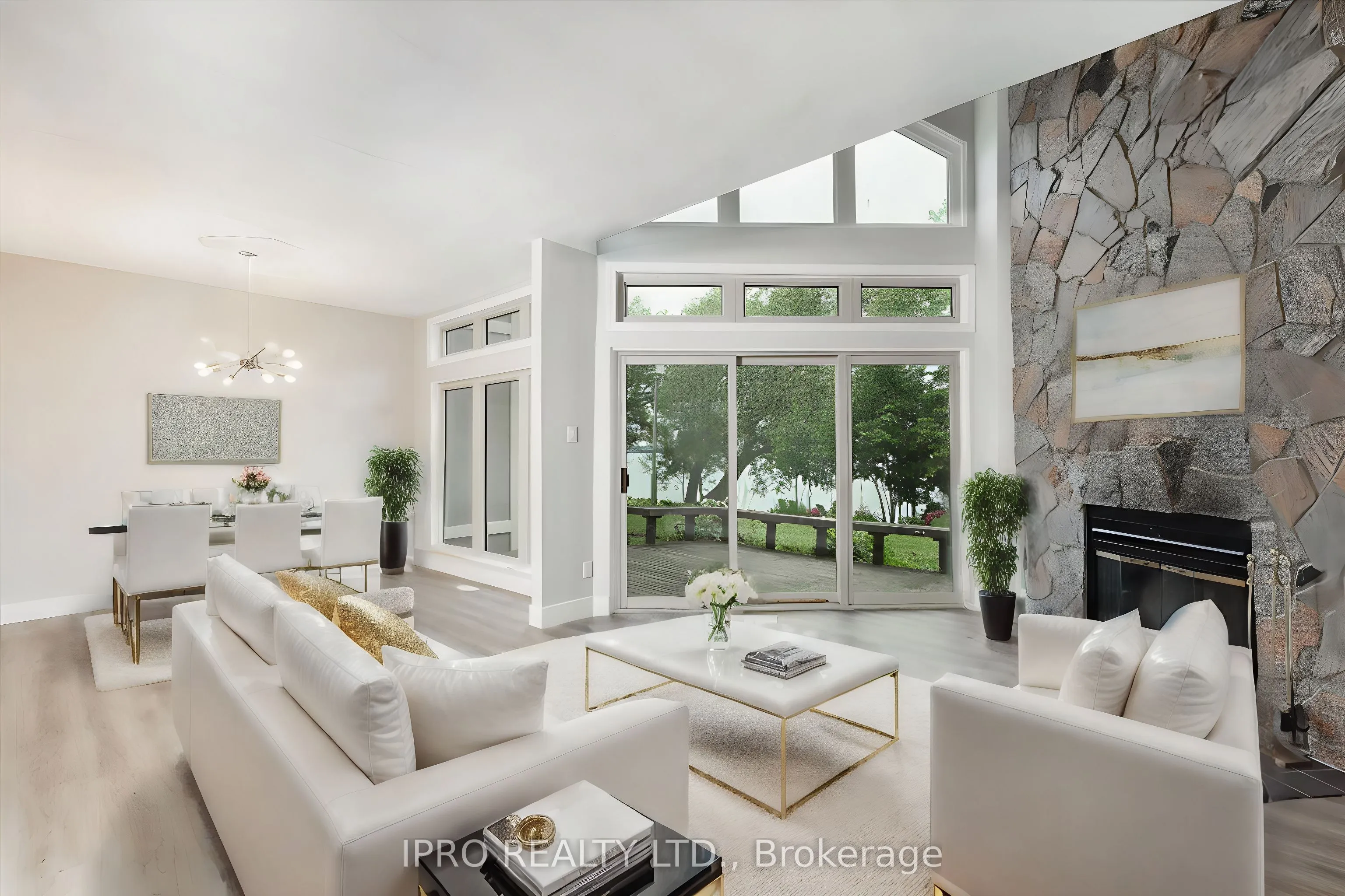 3 Davy Point Circle, #3