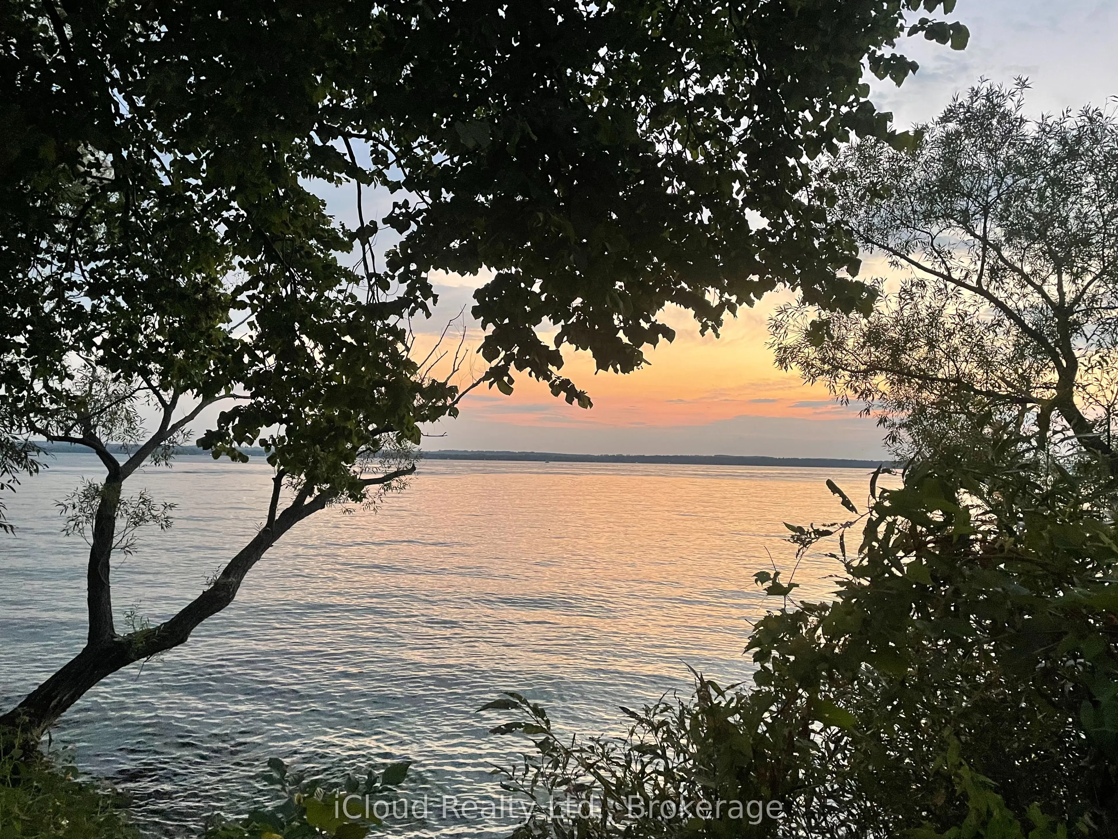 3 Davy Point Circle, #3