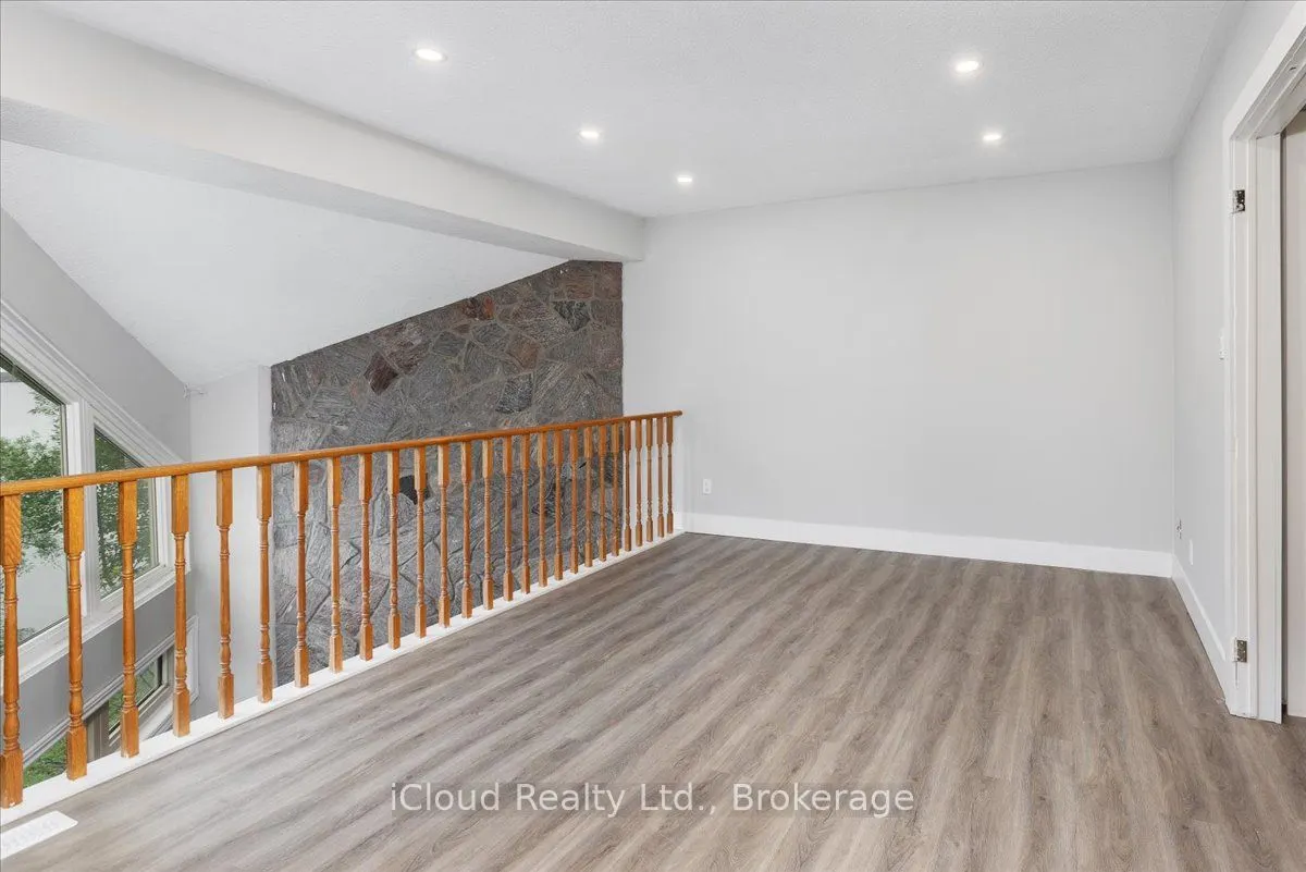 3 Davy Point Circle, #3