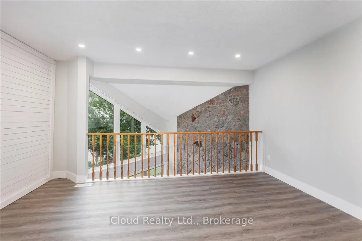 3 Davy Point Circle, #3