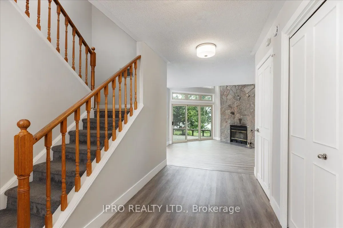 3 Davy Point Circle, #3