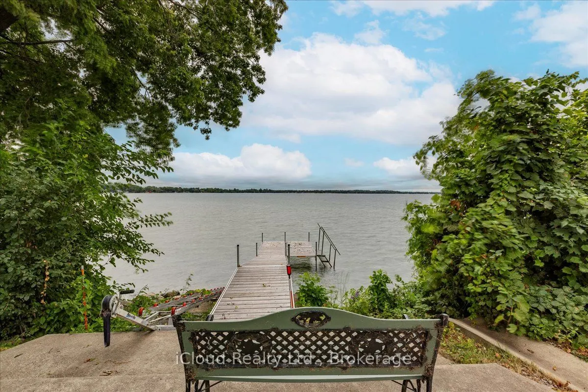 3 Davy Point Circle, #3