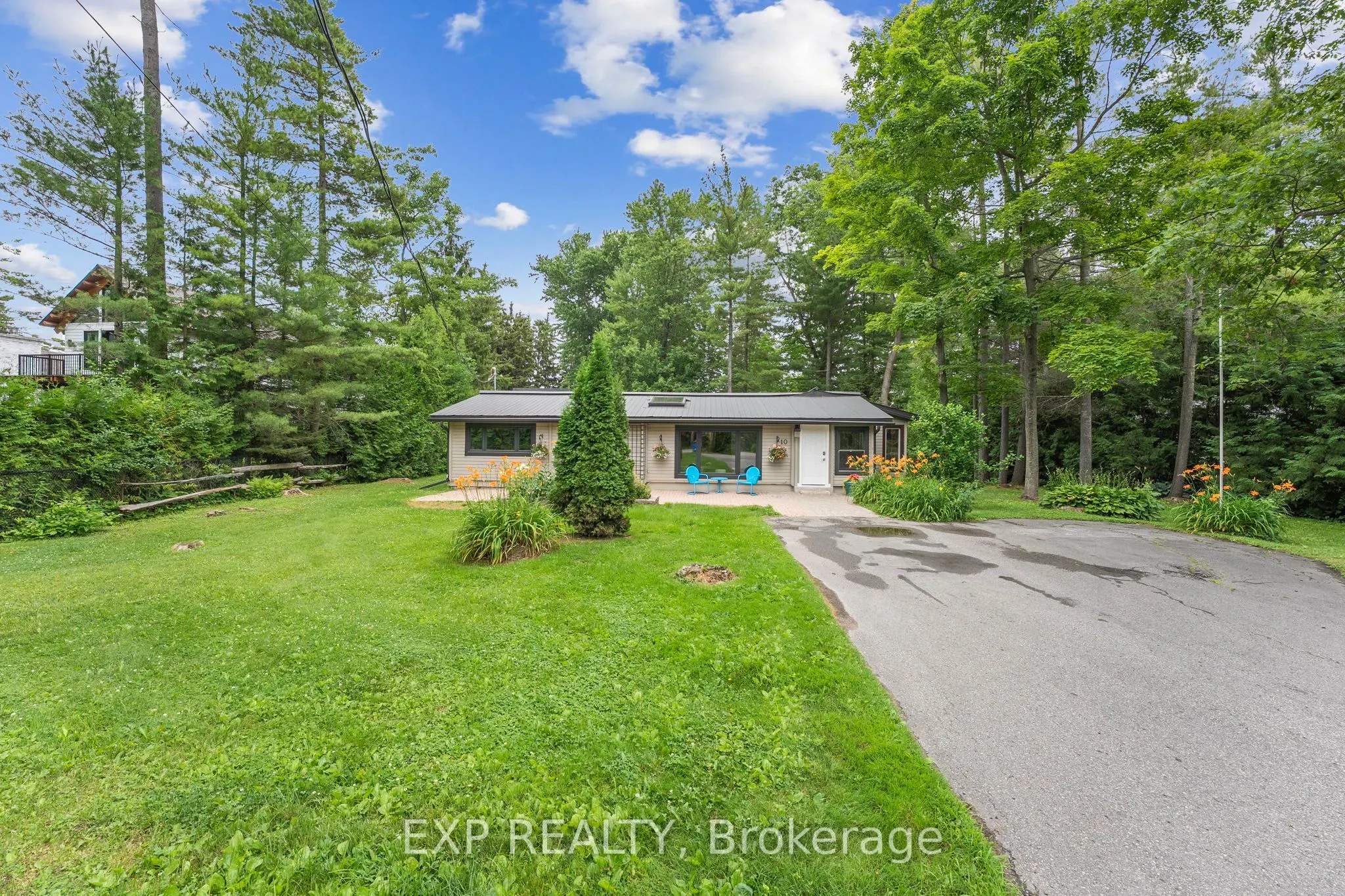 10 Maplewood Lane