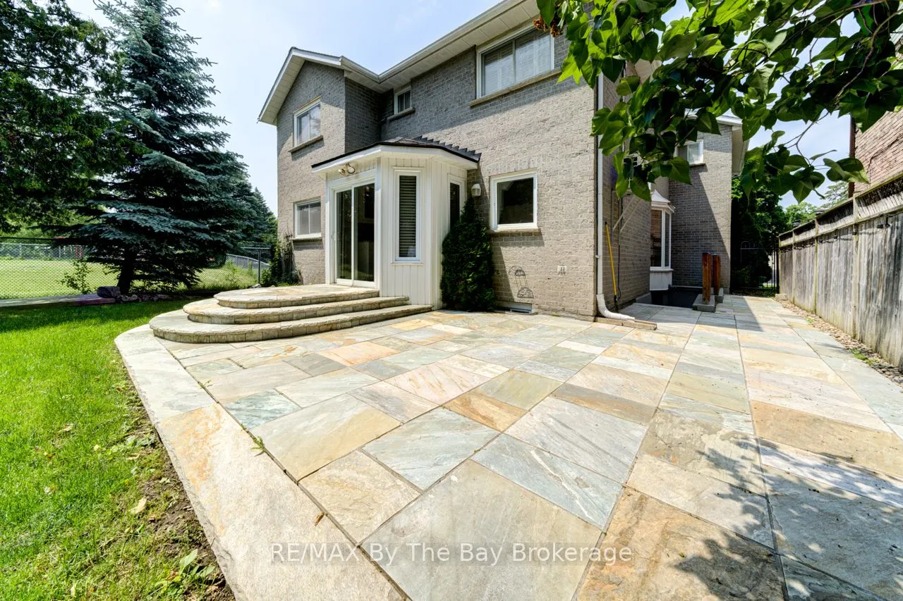 145 Old Surrey Lane