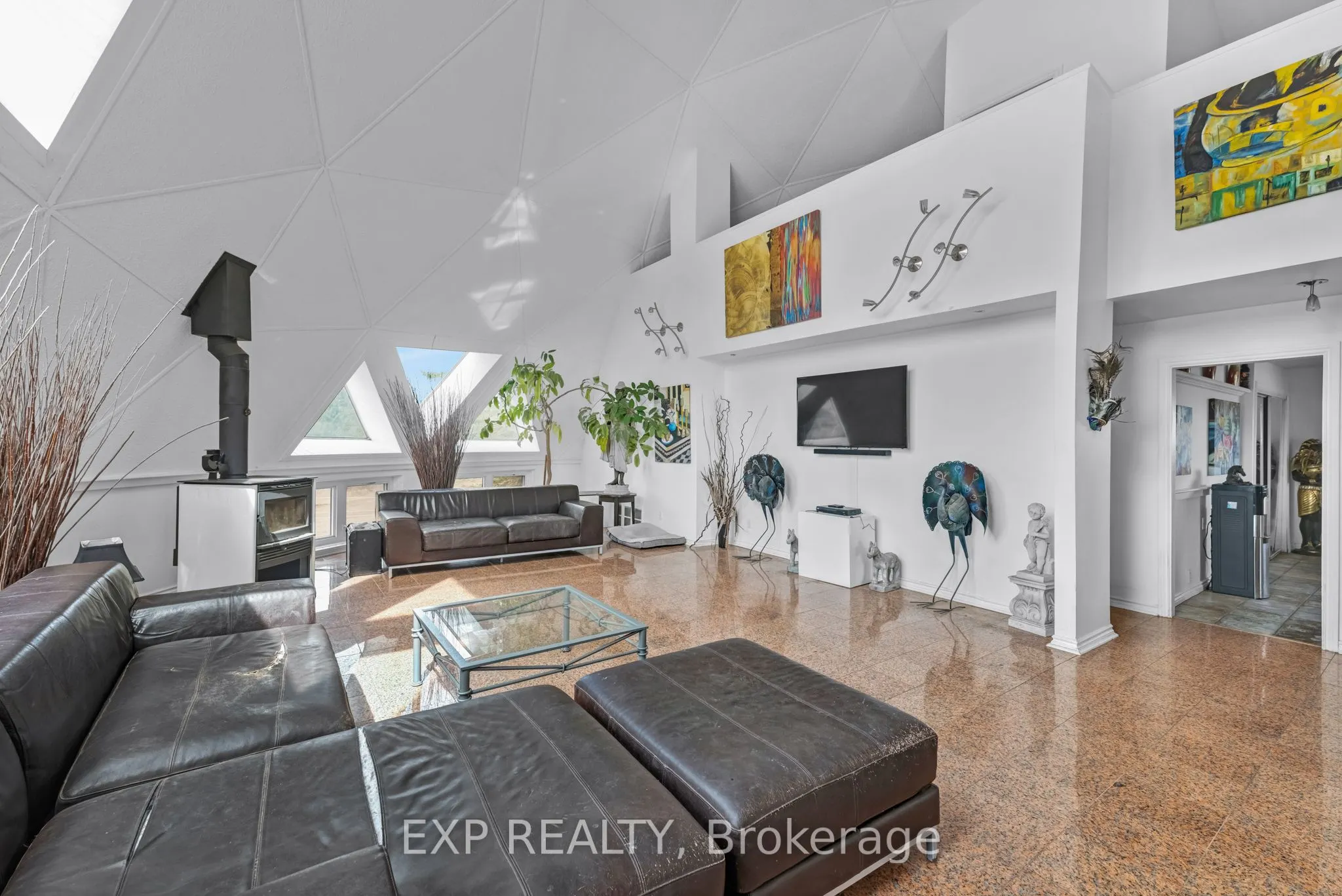 21152 Kennedy Road