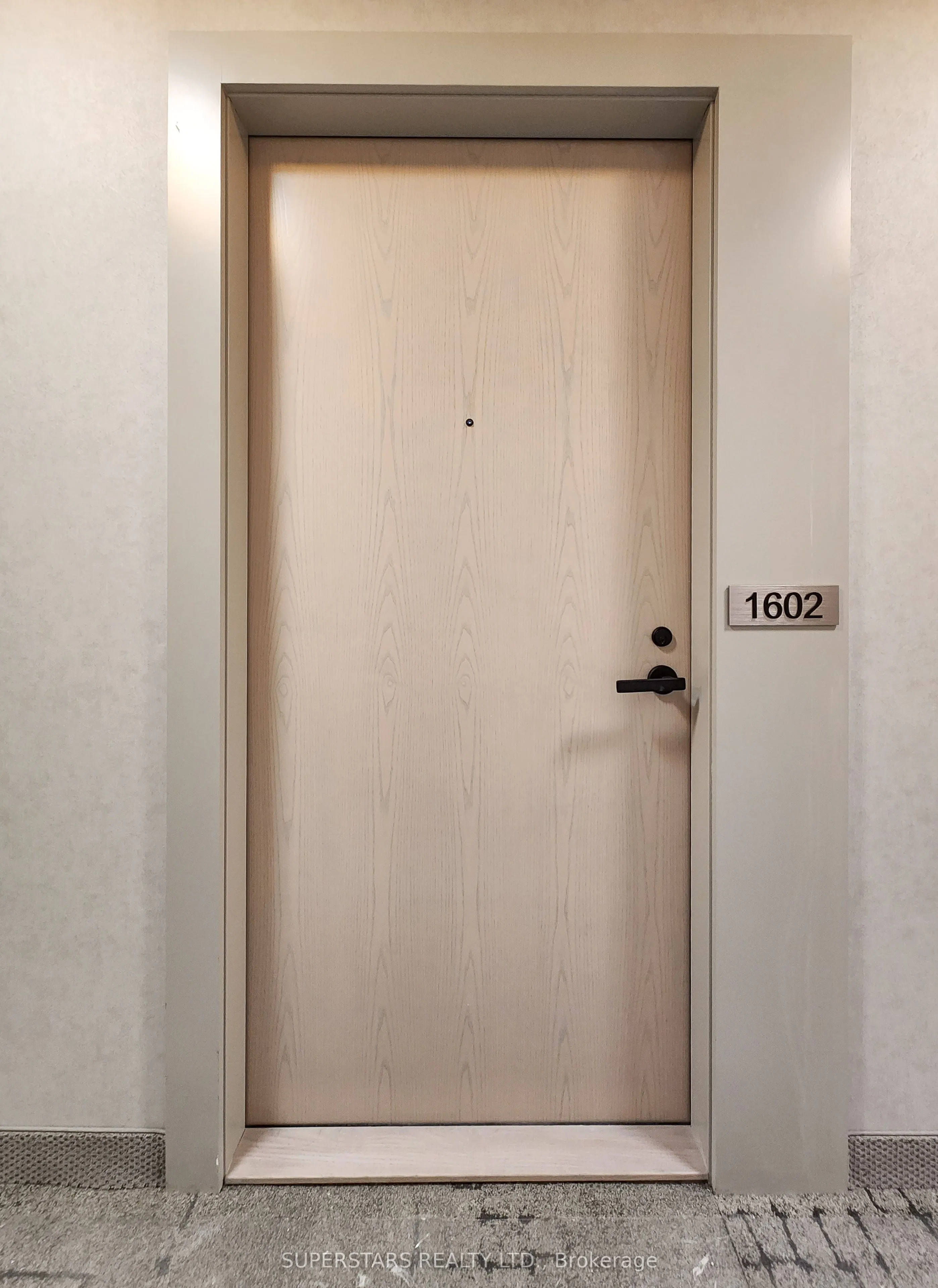 28 Interchange Way, #1602