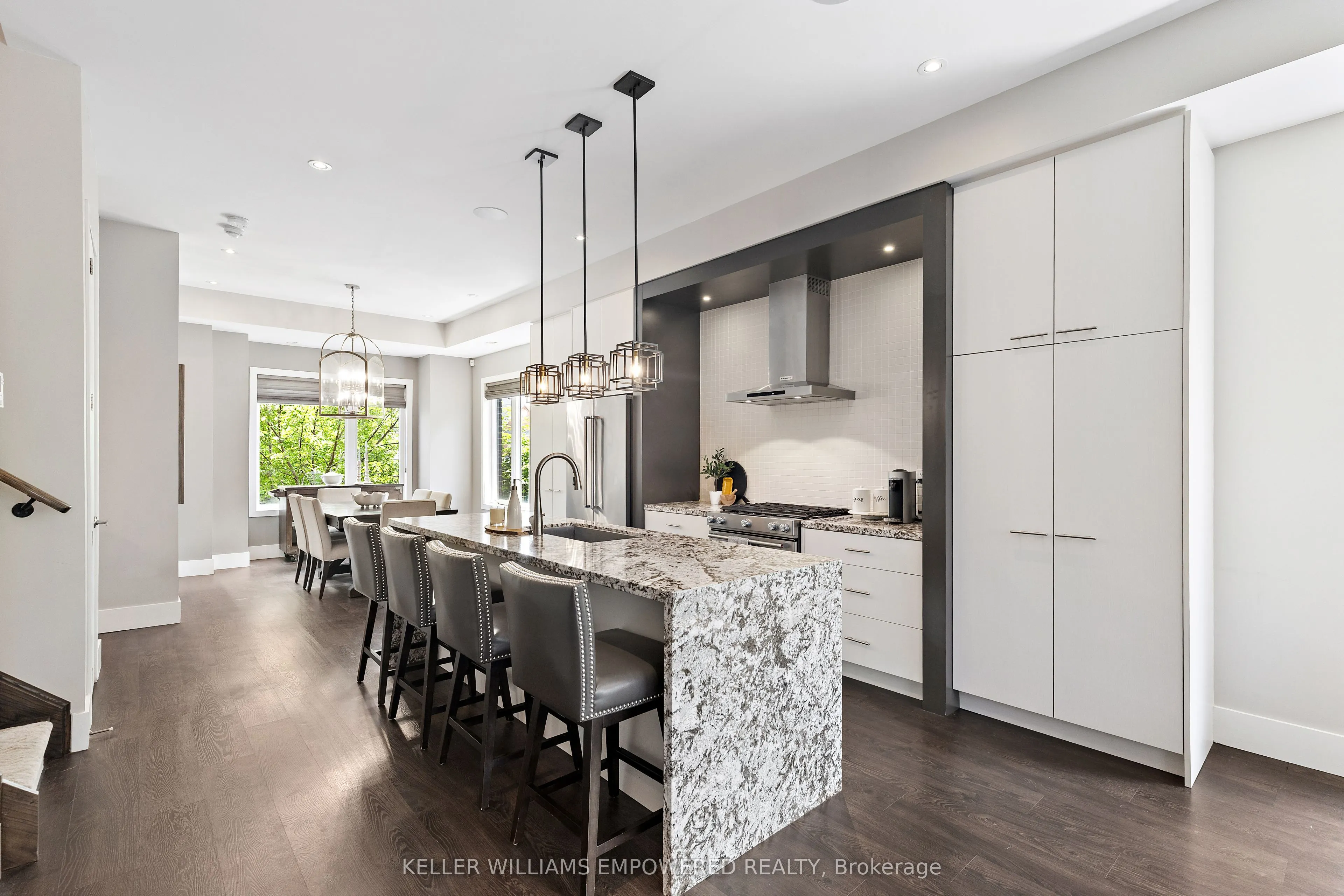 10558 Bayview Avenue, #8