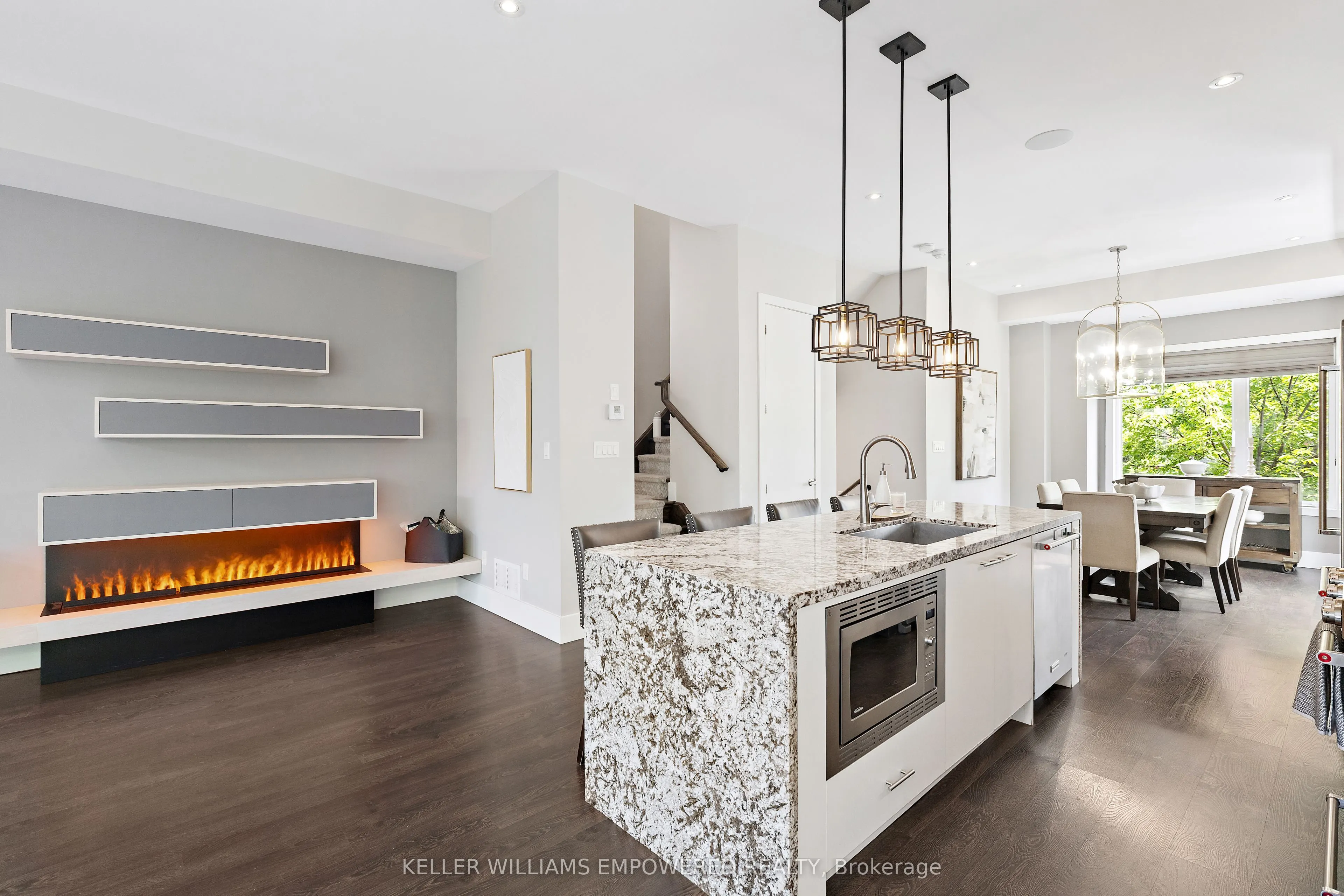 10558 Bayview Avenue, #8