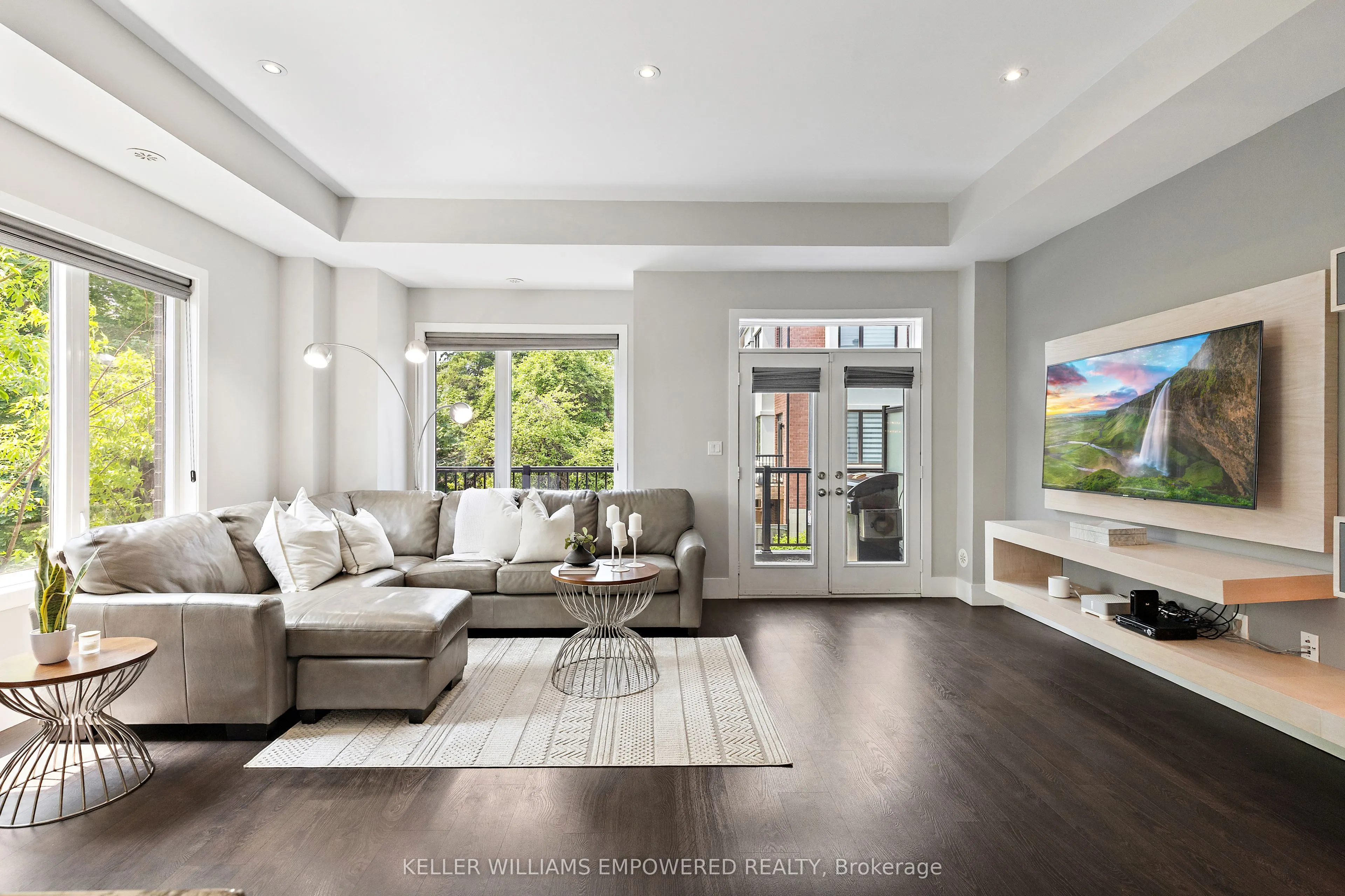 10558 Bayview Avenue, #8