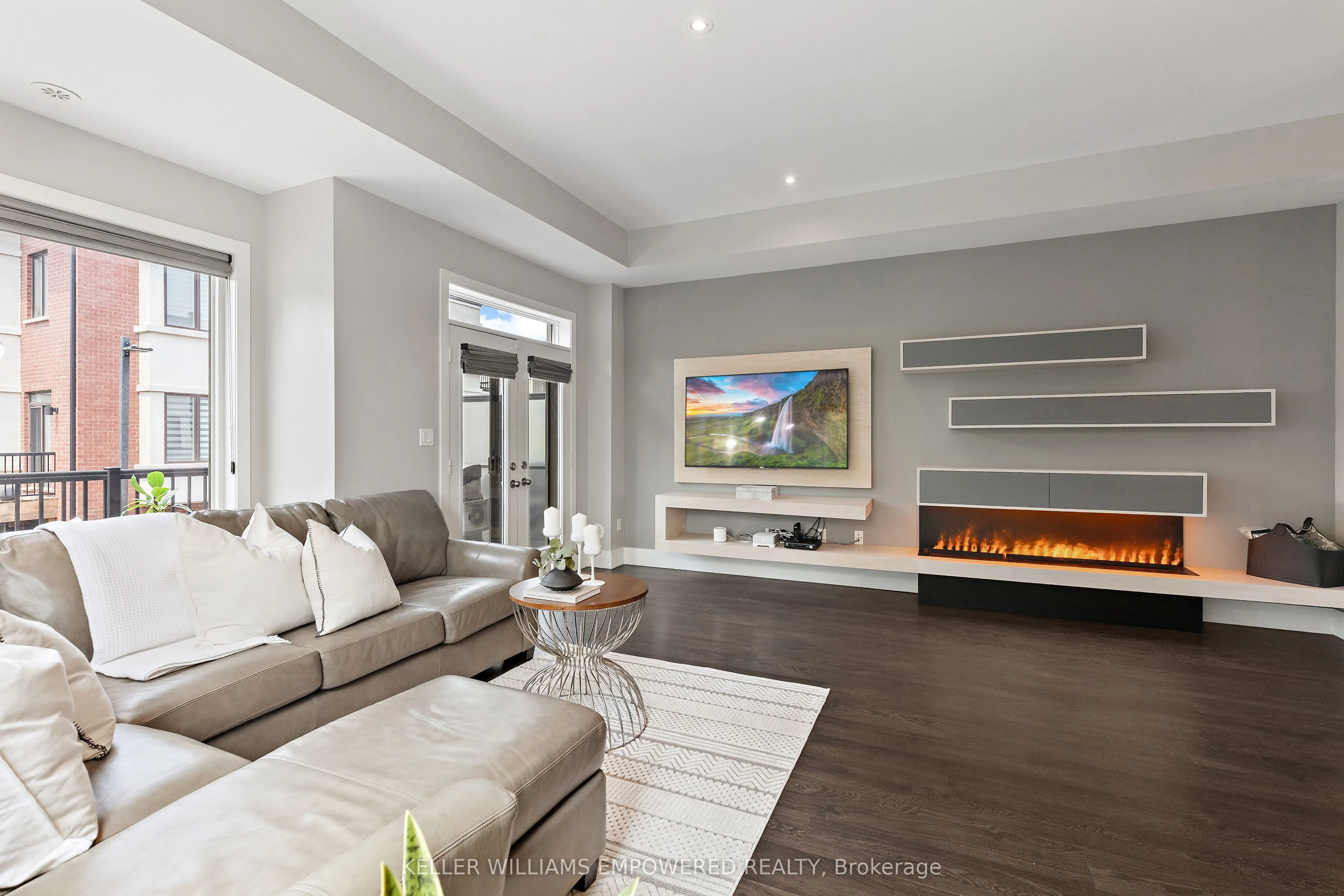 10558 Bayview Avenue, #8