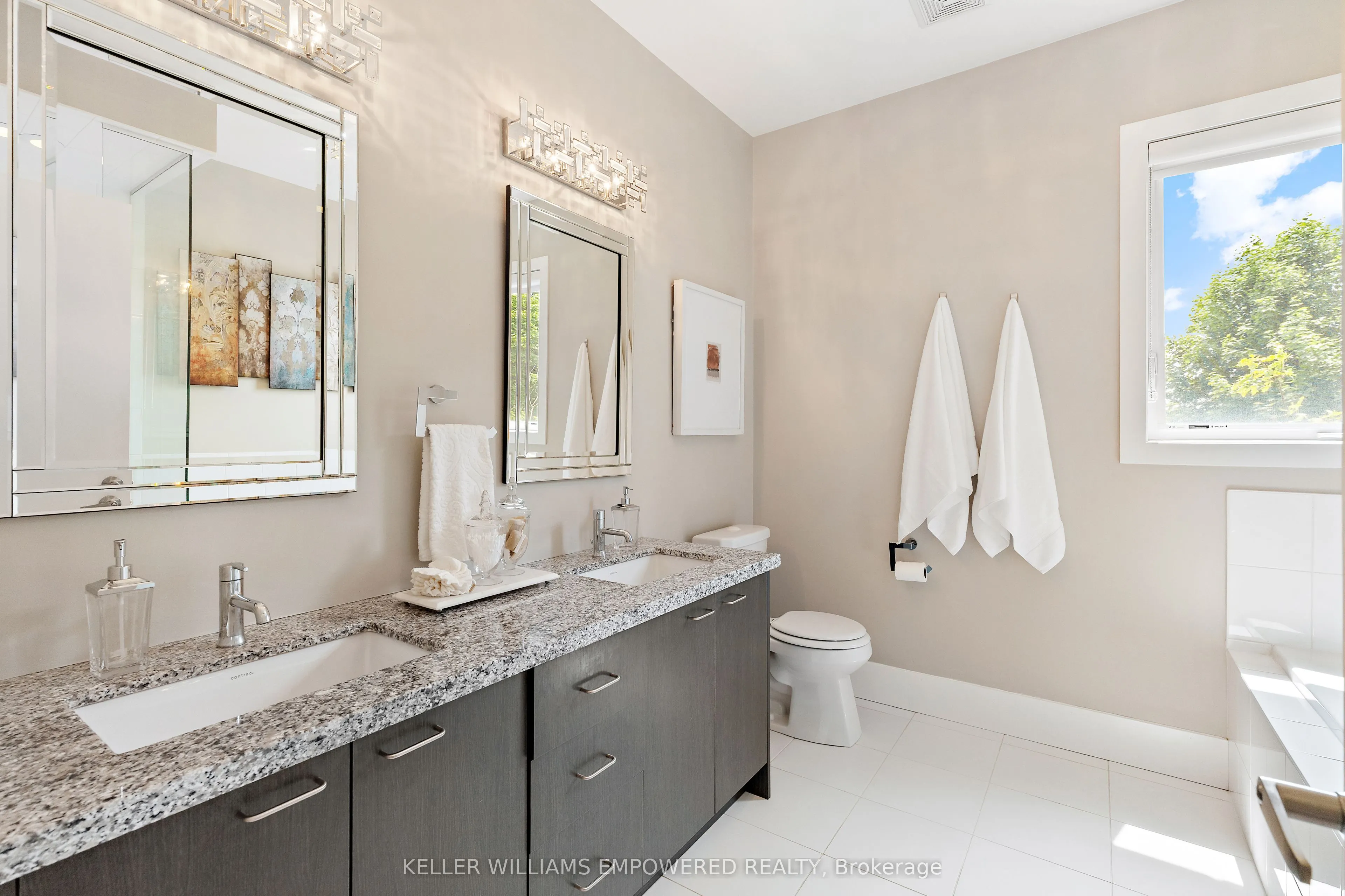 10558 Bayview Avenue, #8