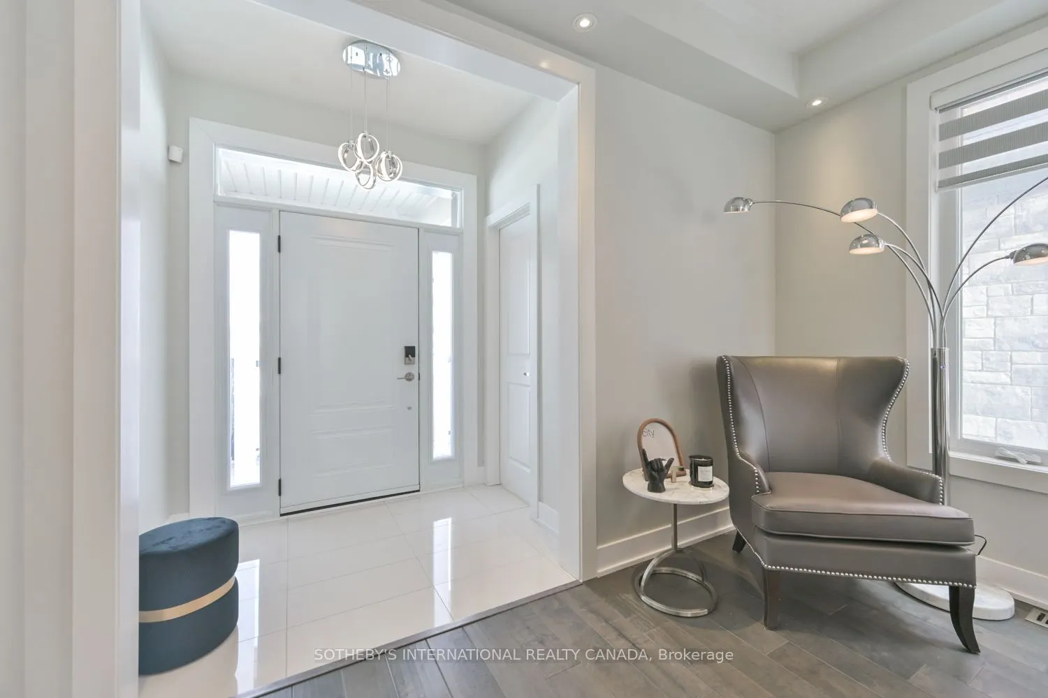 45 Crimson King Way