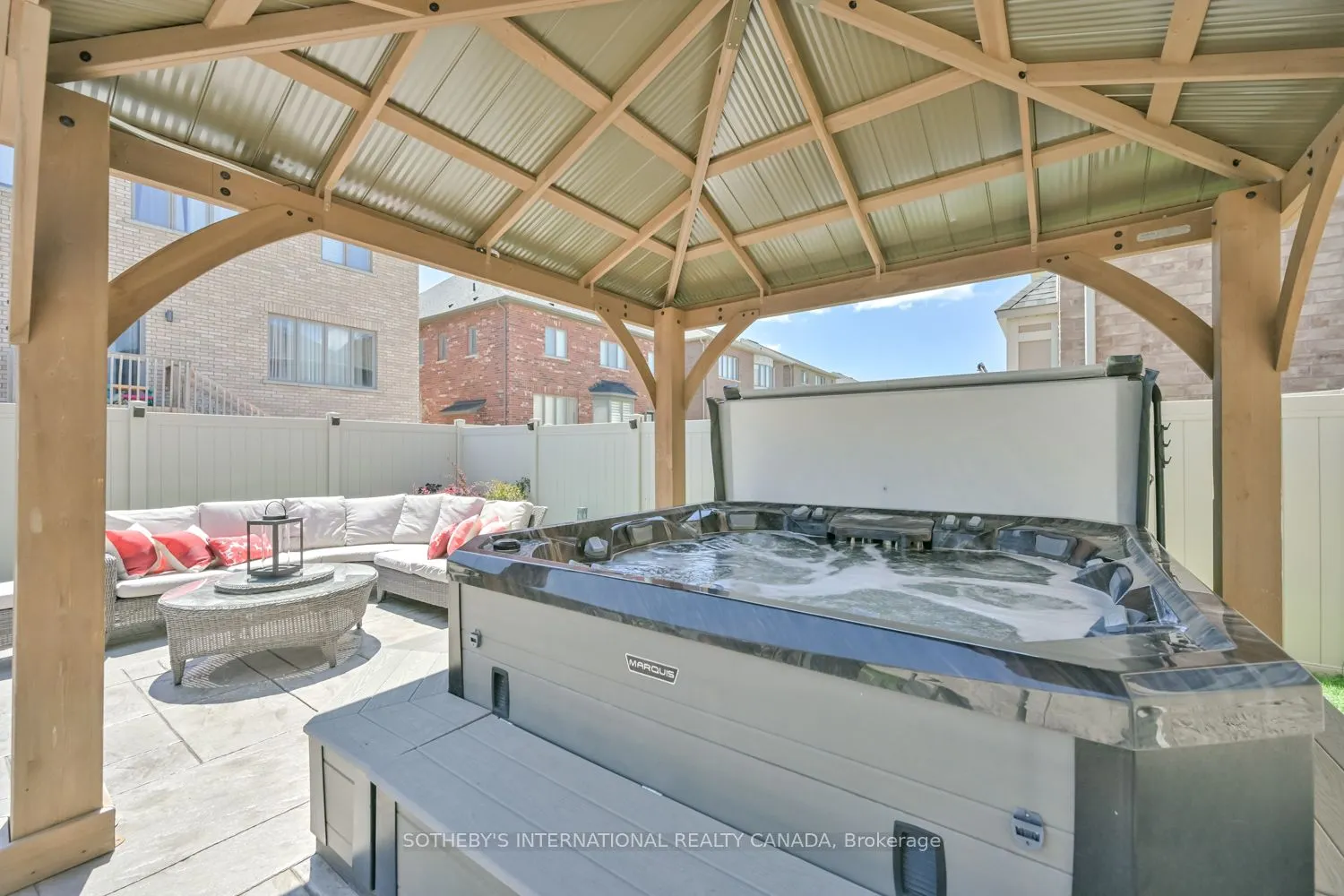 45 Crimson King Way