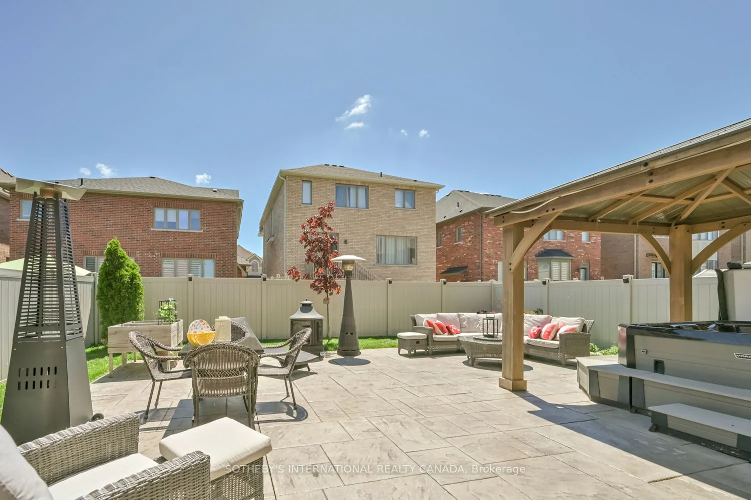 45 Crimson King Way