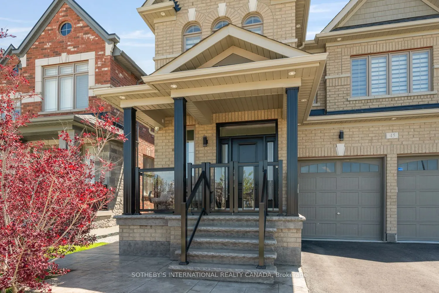45 Crimson King Way