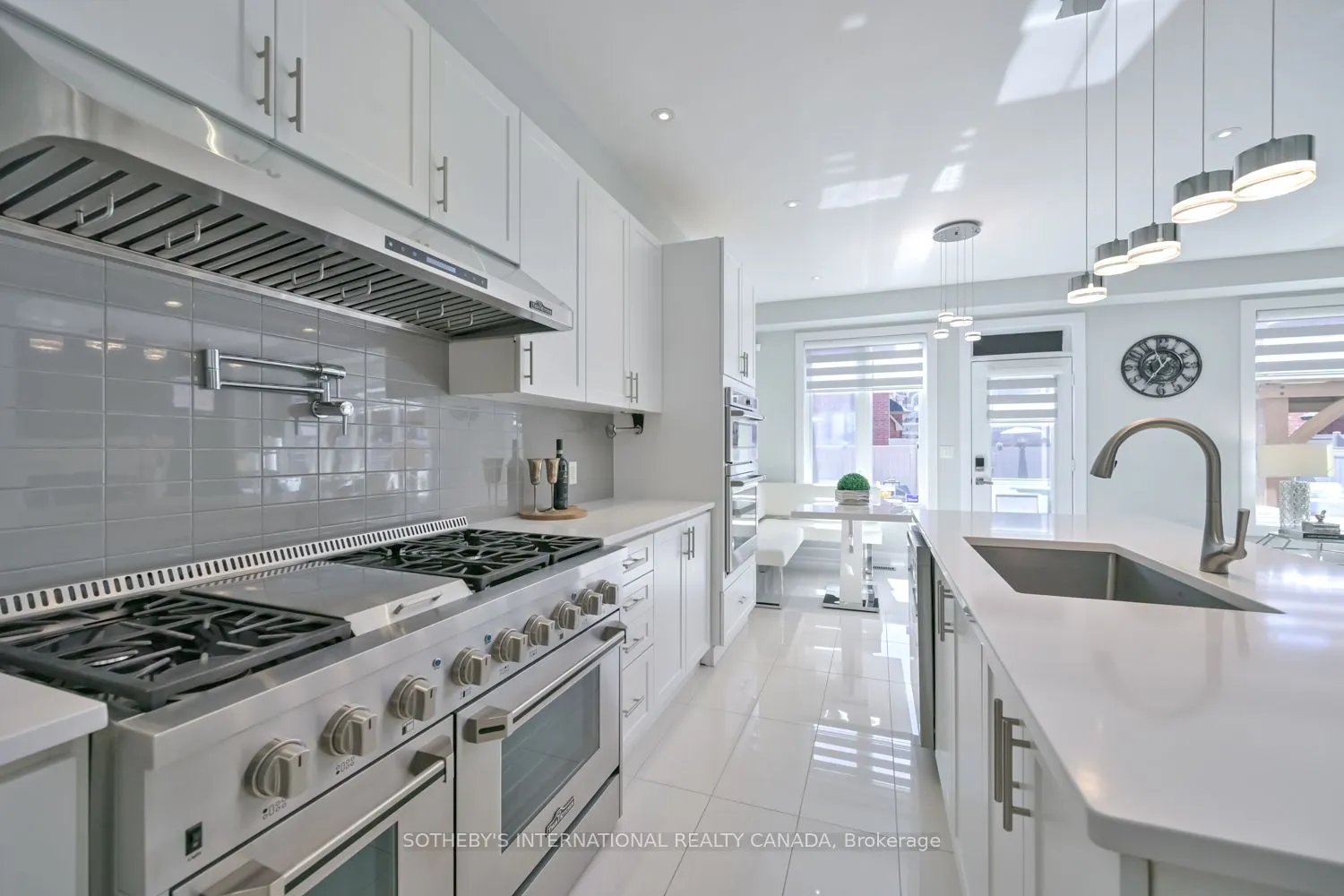 45 Crimson King Way