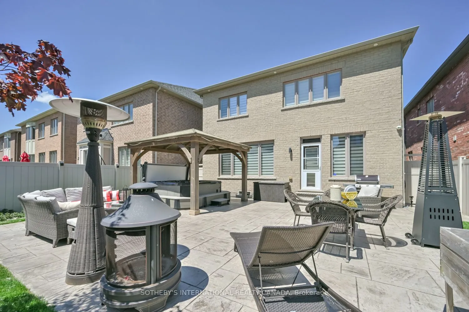 45 Crimson King Way