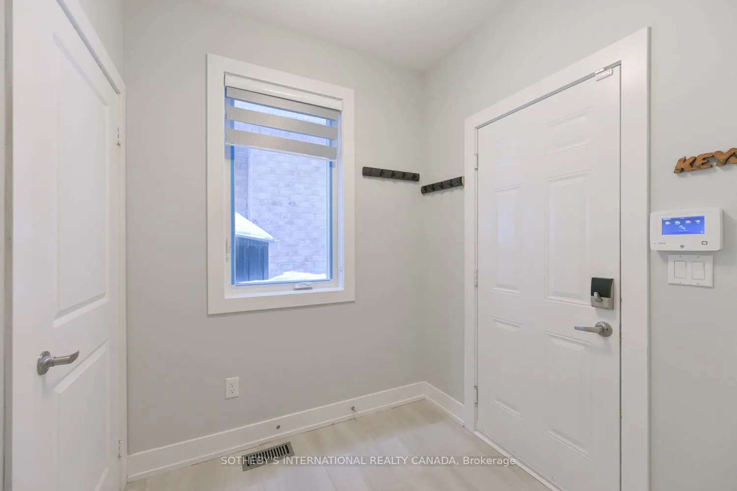 45 Crimson King Way