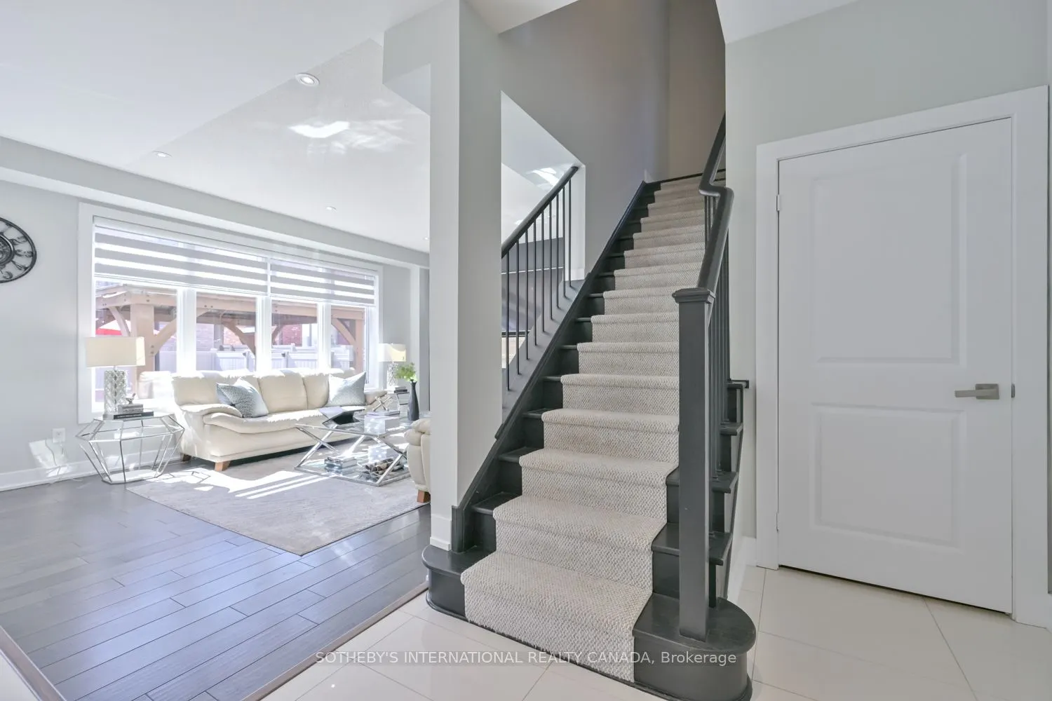 45 Crimson King Way