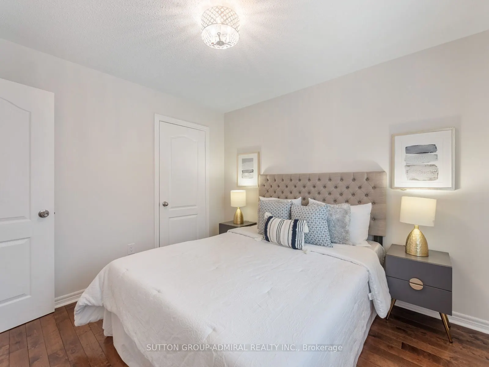 10 Auburndale Drive