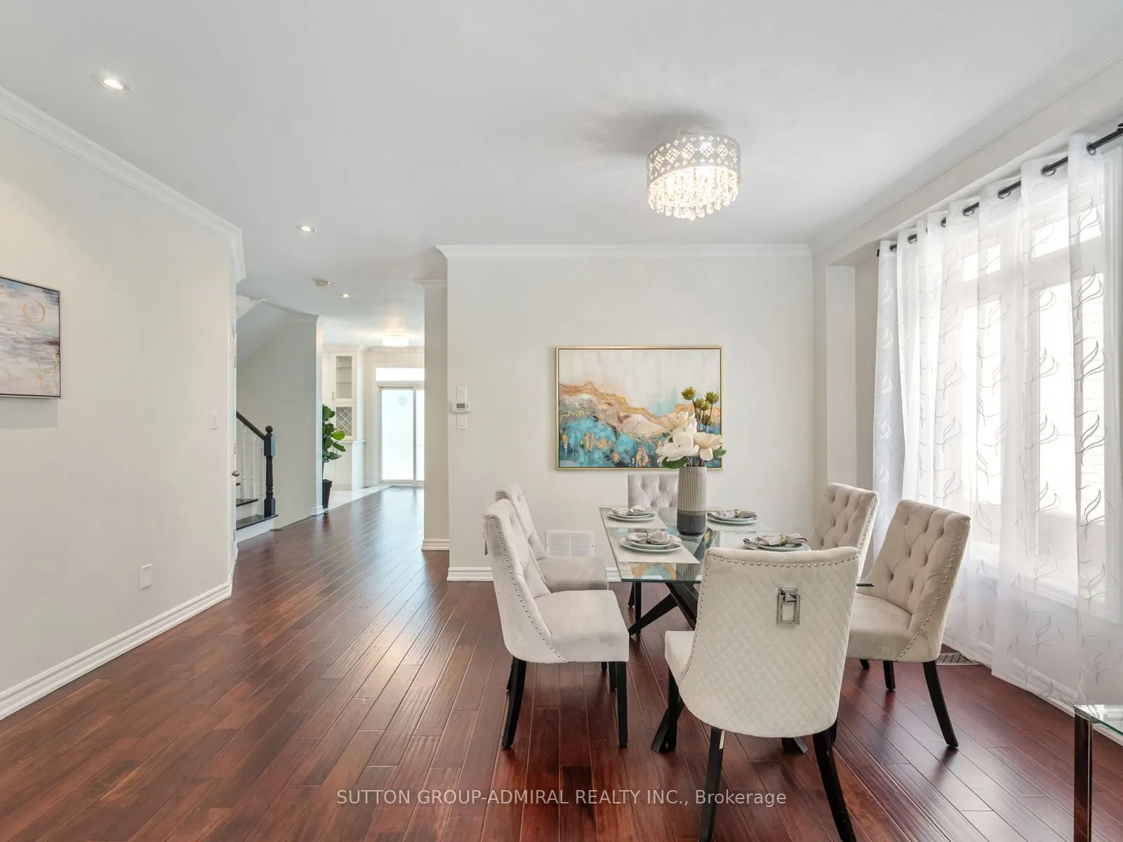 10 Auburndale Drive