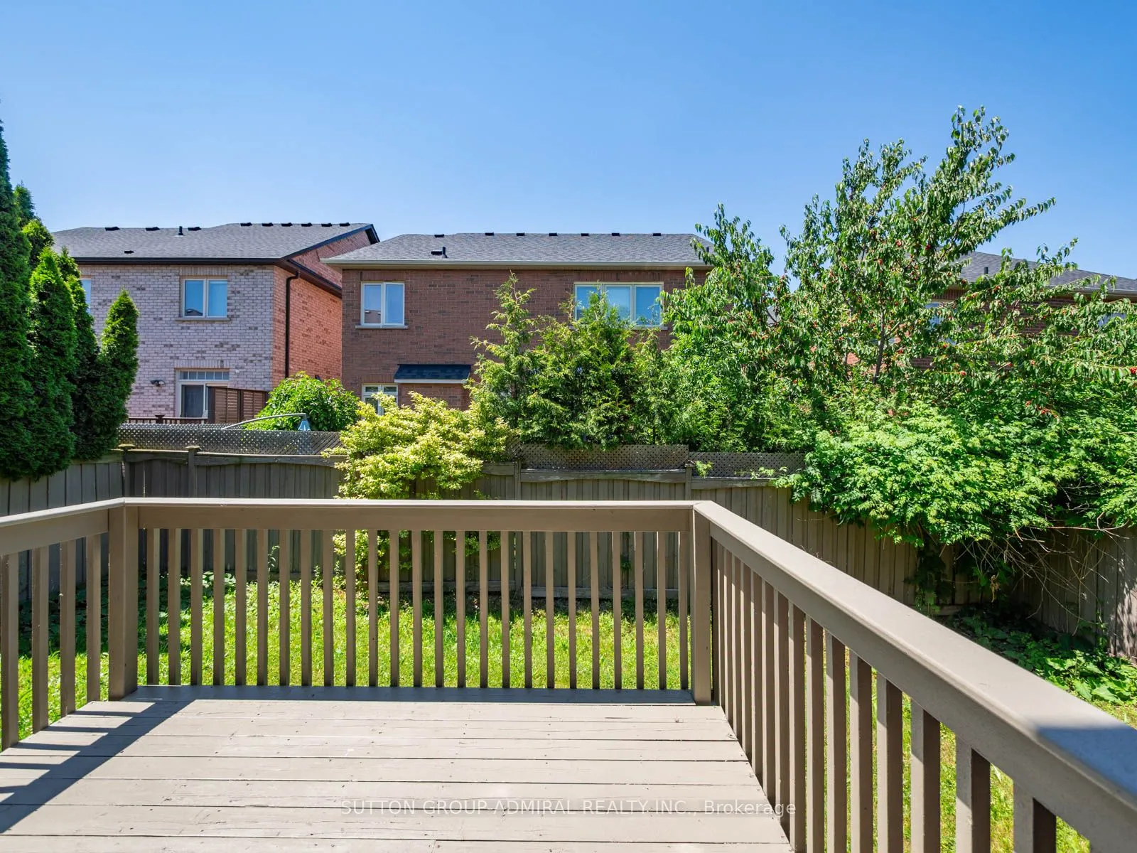 10 Auburndale Drive