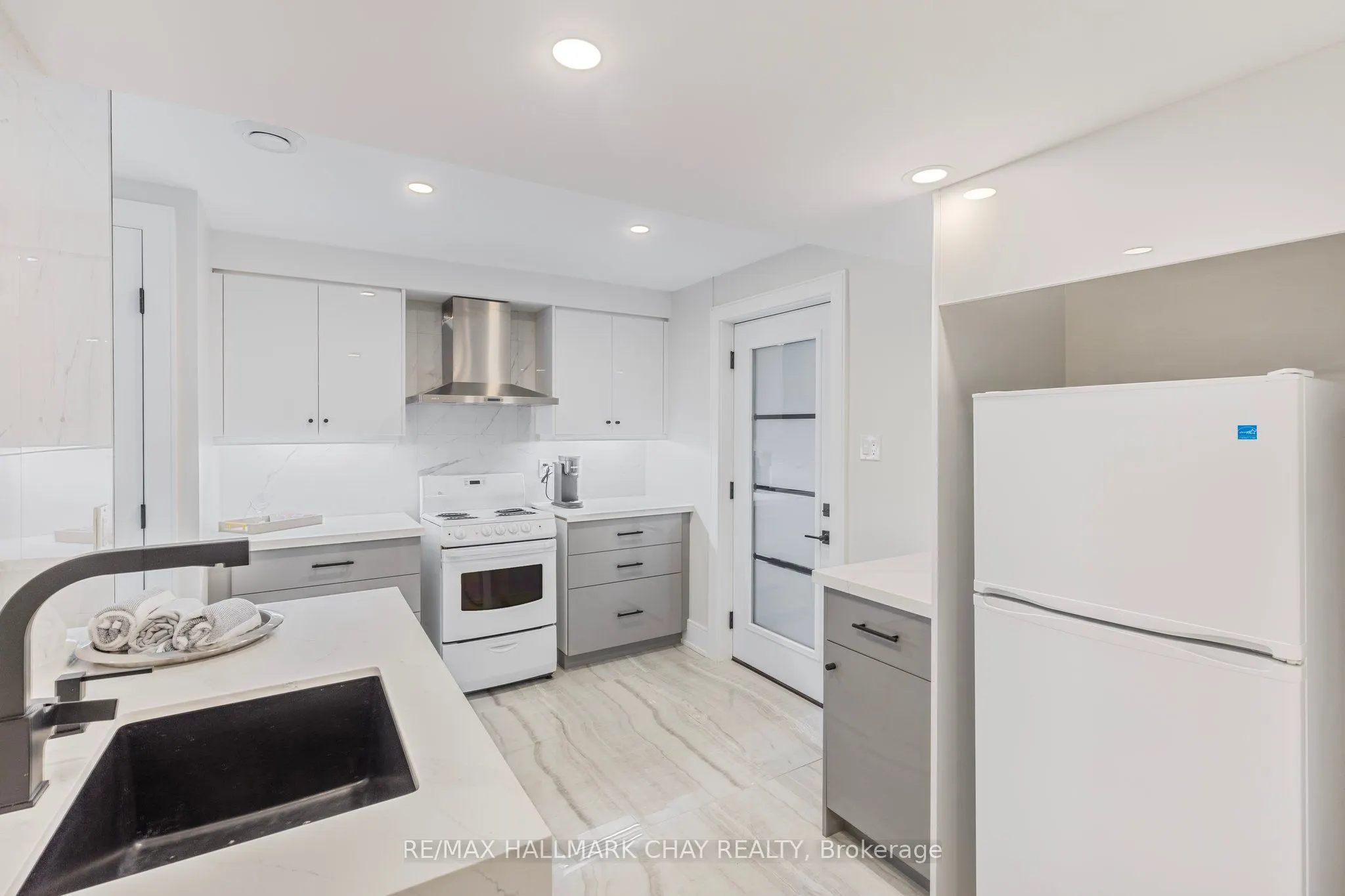 12 Tower Court, #Lower