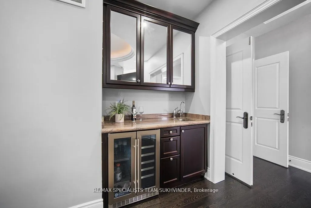 378 Woodgate Pines Drive