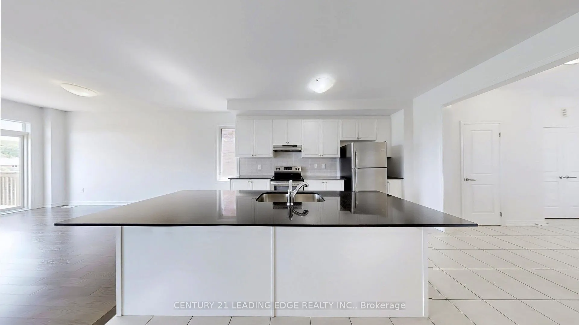 2025 Mullen Street