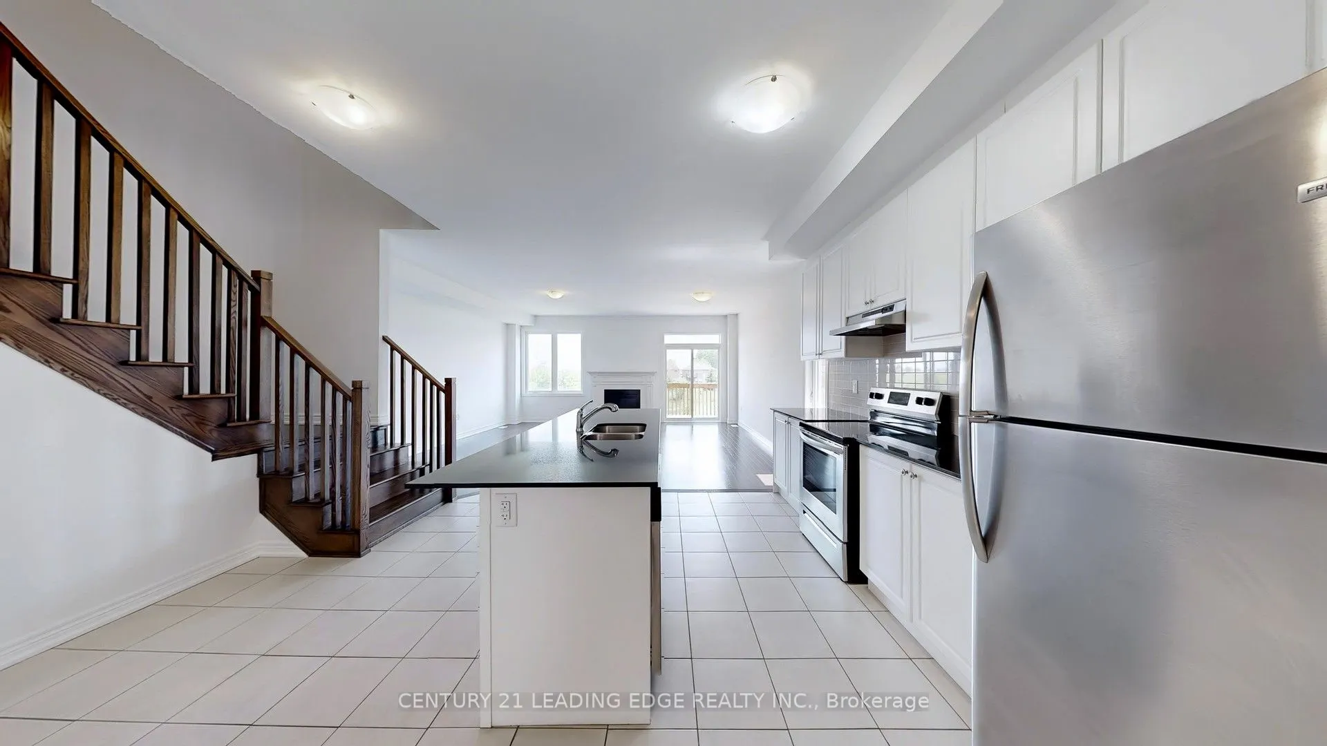 2025 Mullen Street