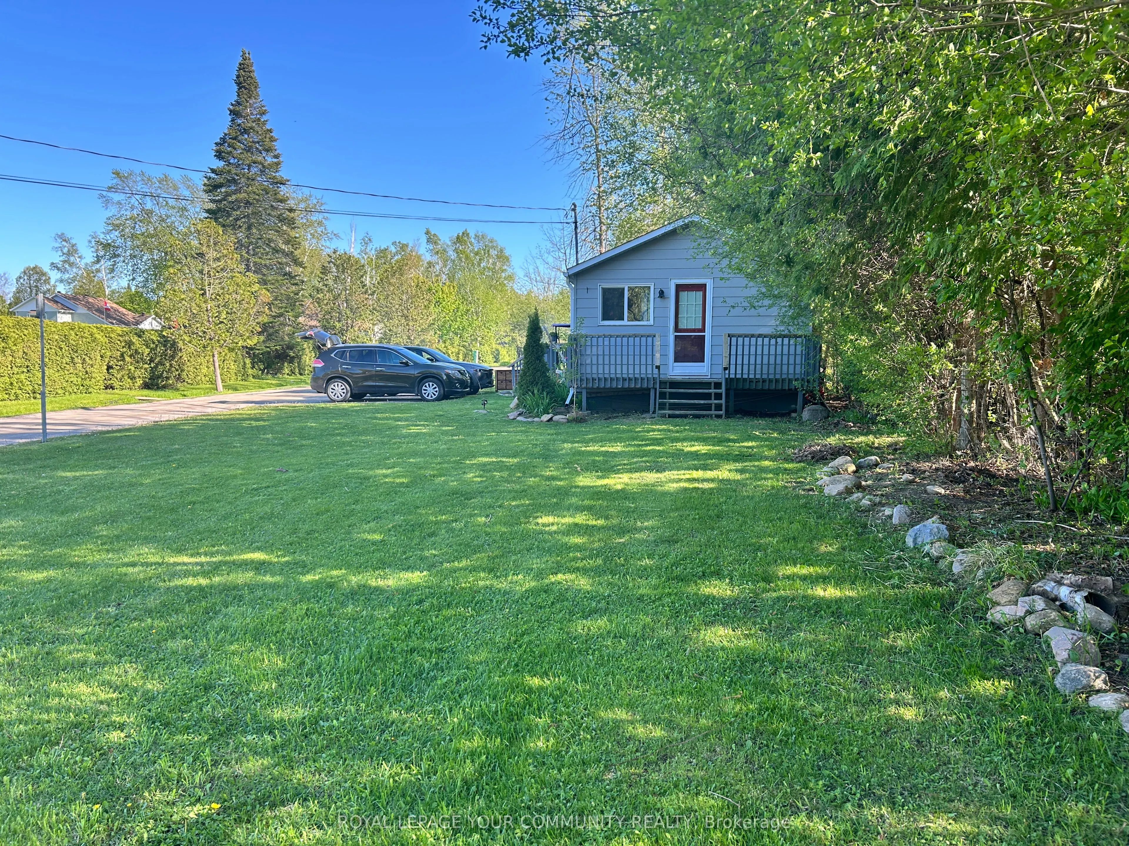 16 Christidis Drive