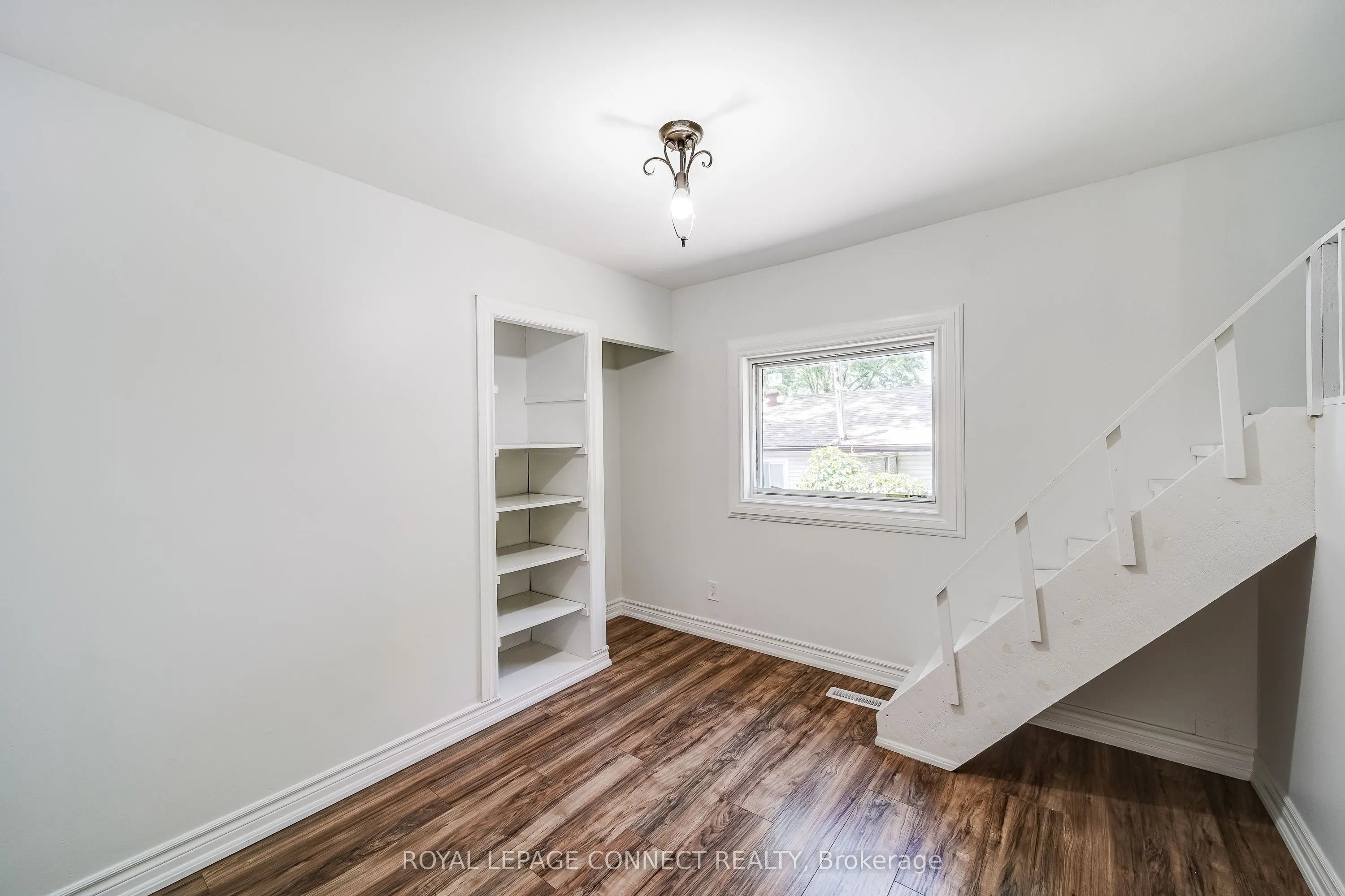 158 Beach Road