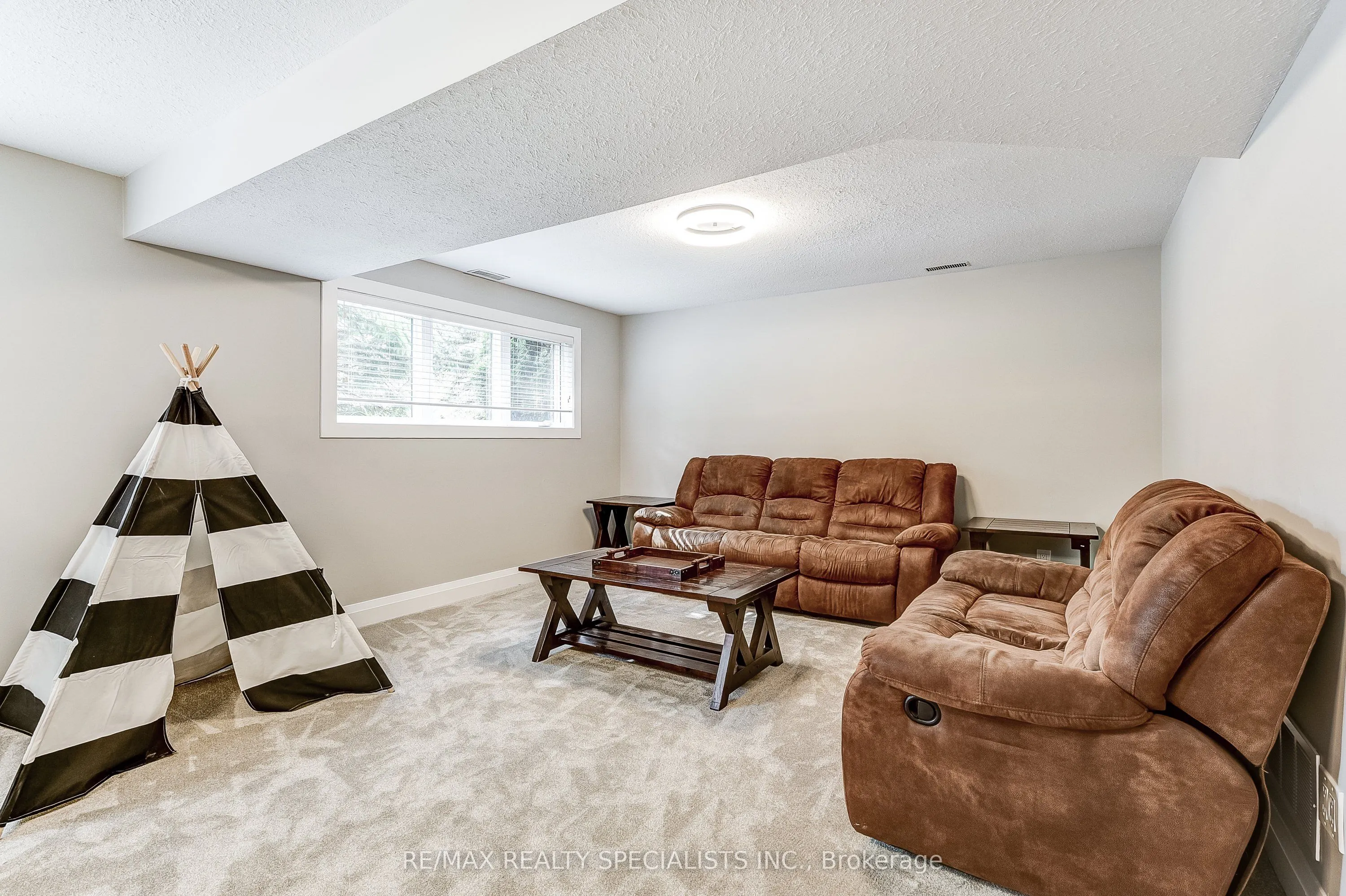 40 Kevin Crescent