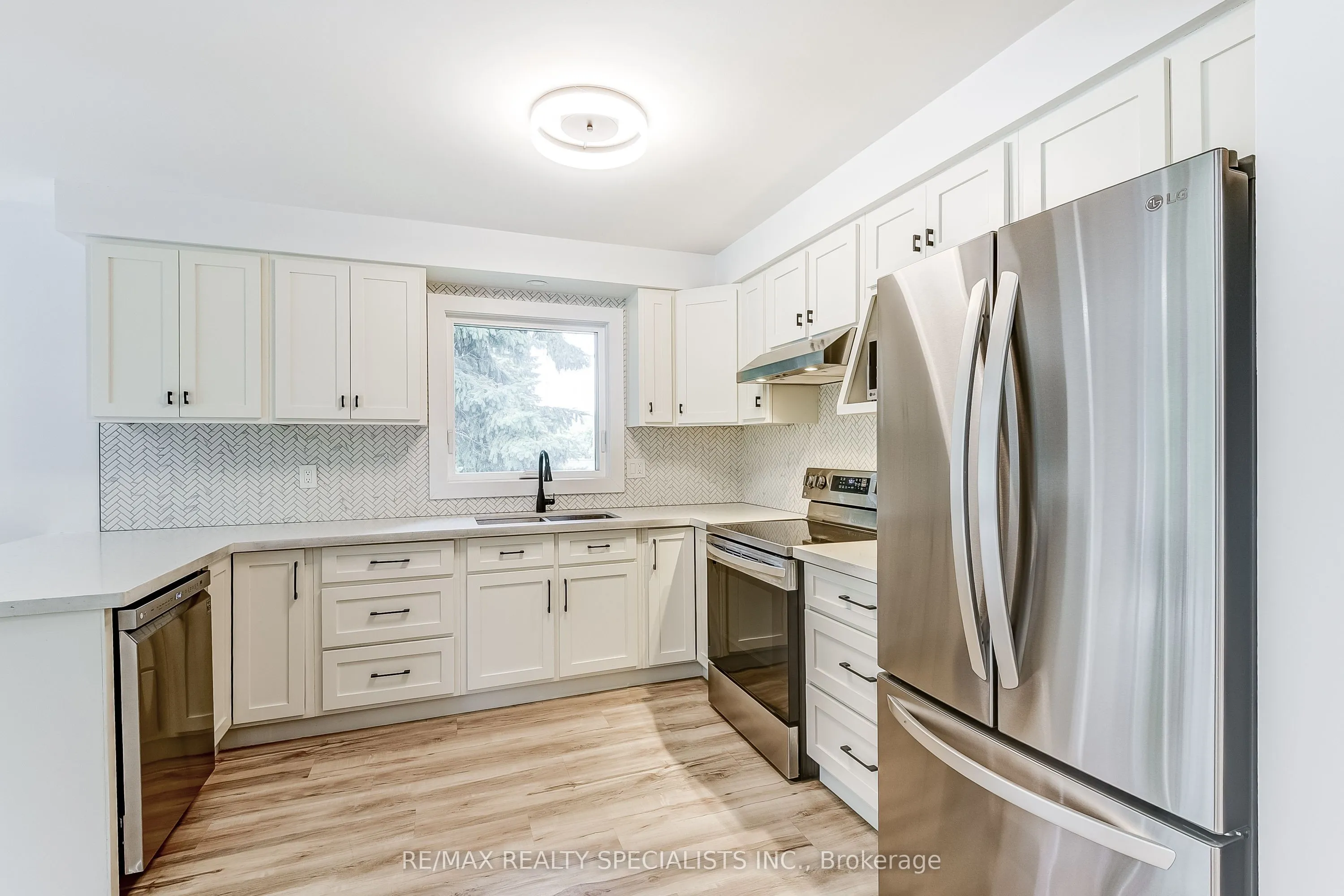 40 Kevin Crescent