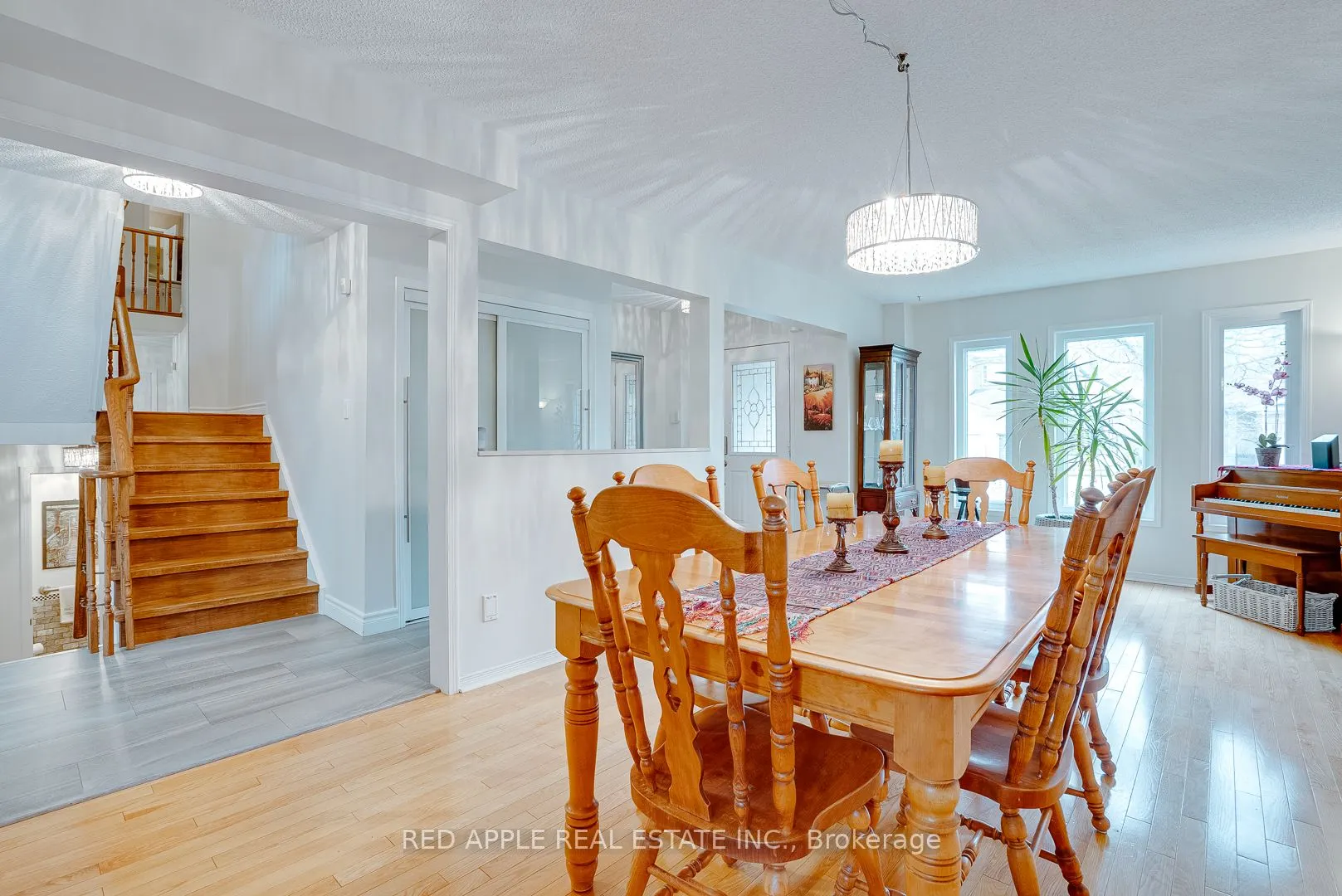 60 Snedden Avenue