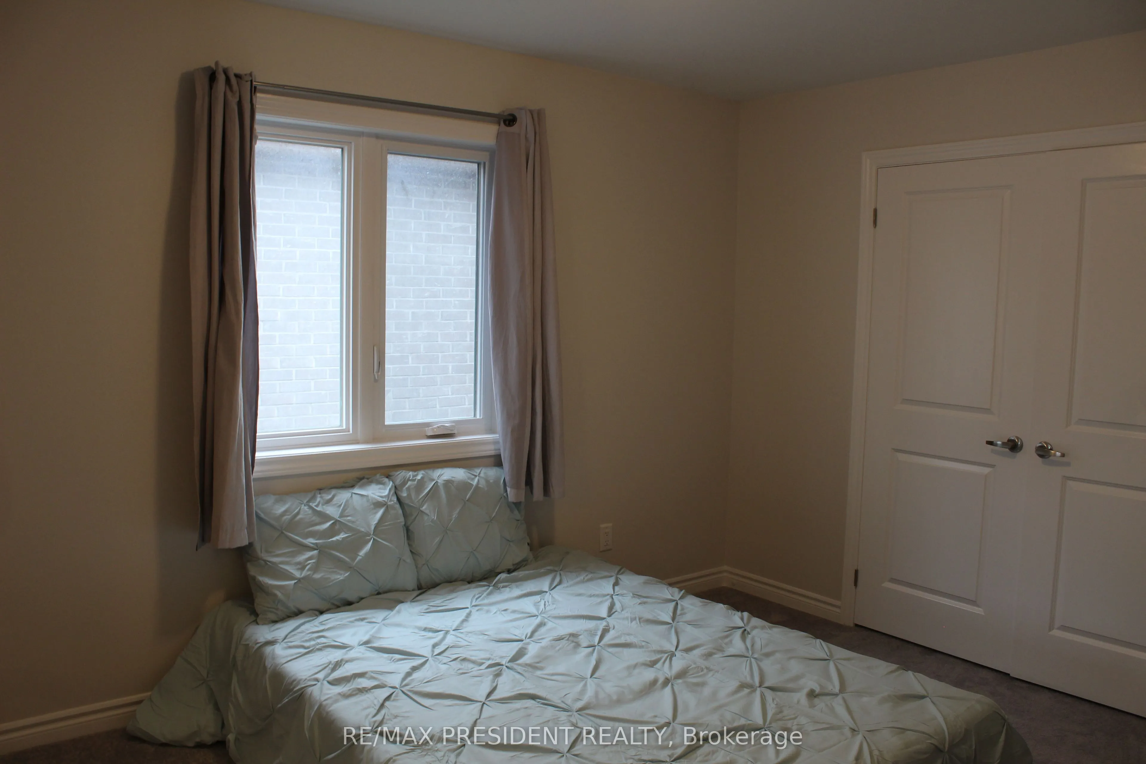 83 Brethet Heights