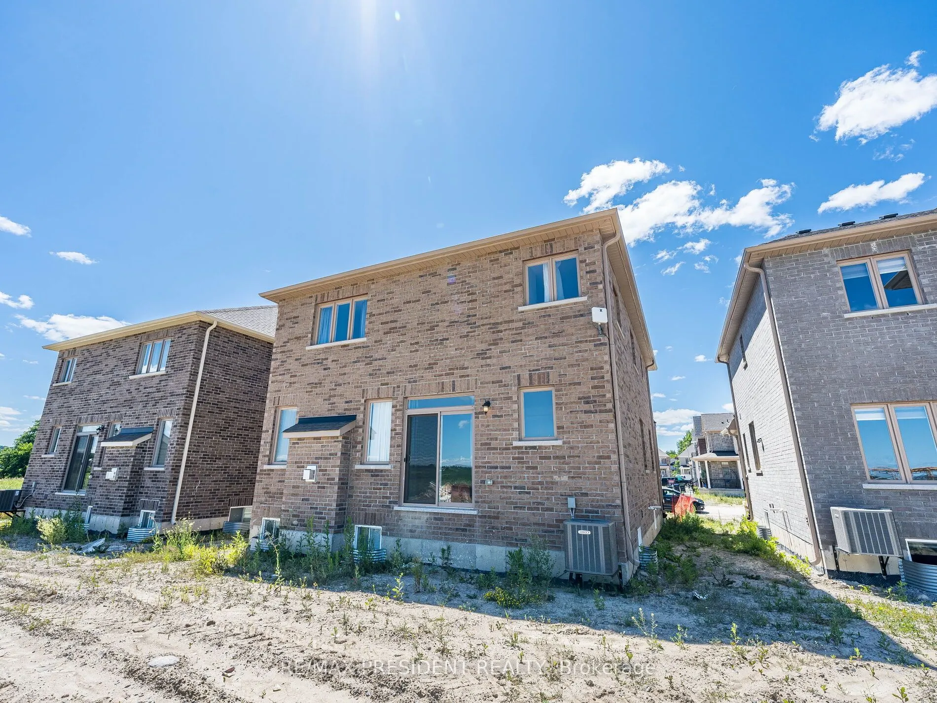 83 Brethet Heights